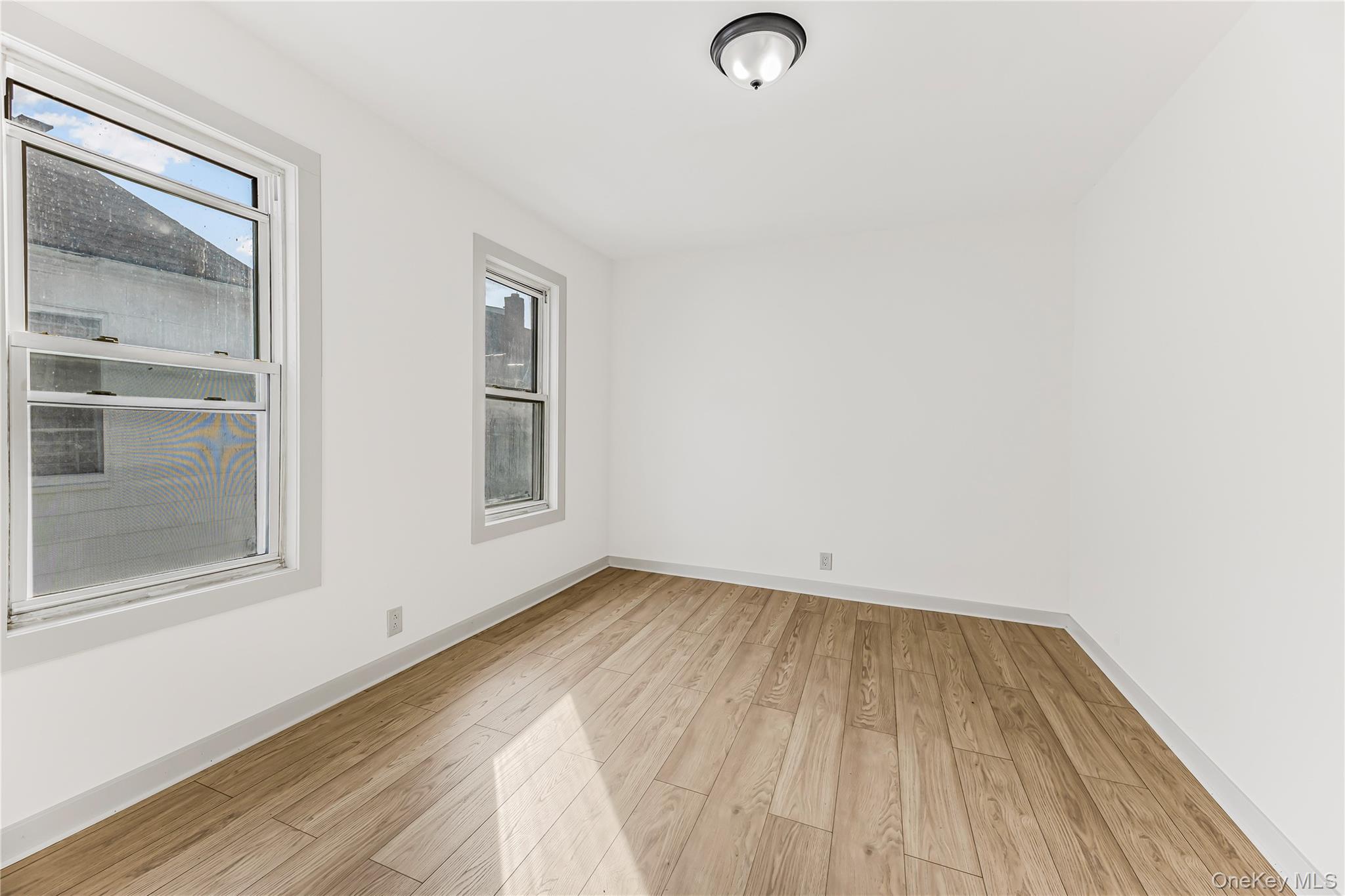 #12 photo, 184 Hillside Avenue, 뉴욕주 Mount Vernon , NY 10553