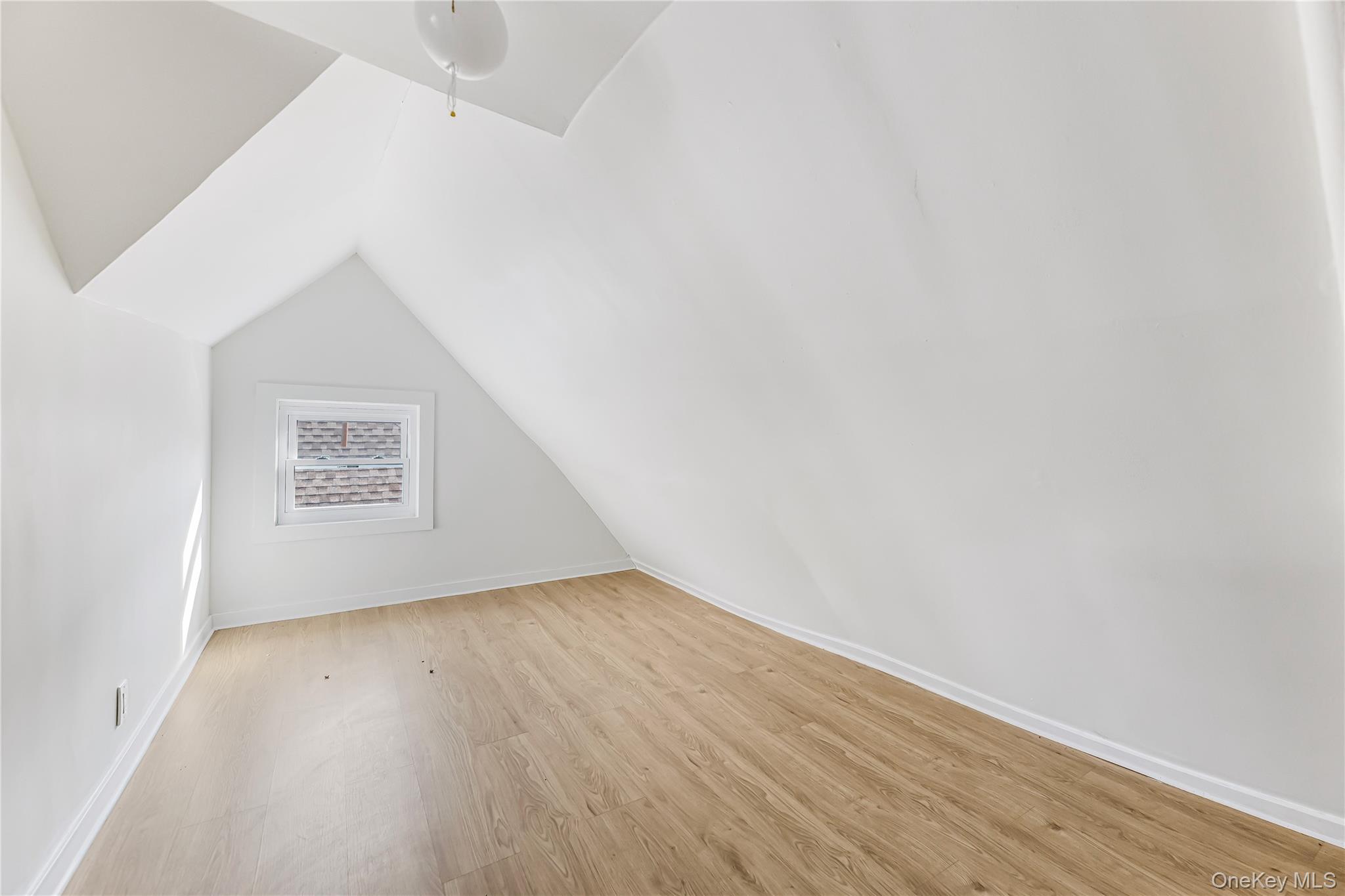 #18 photo, 184 Hillside Avenue, 뉴욕주 Mount Vernon , NY 10553