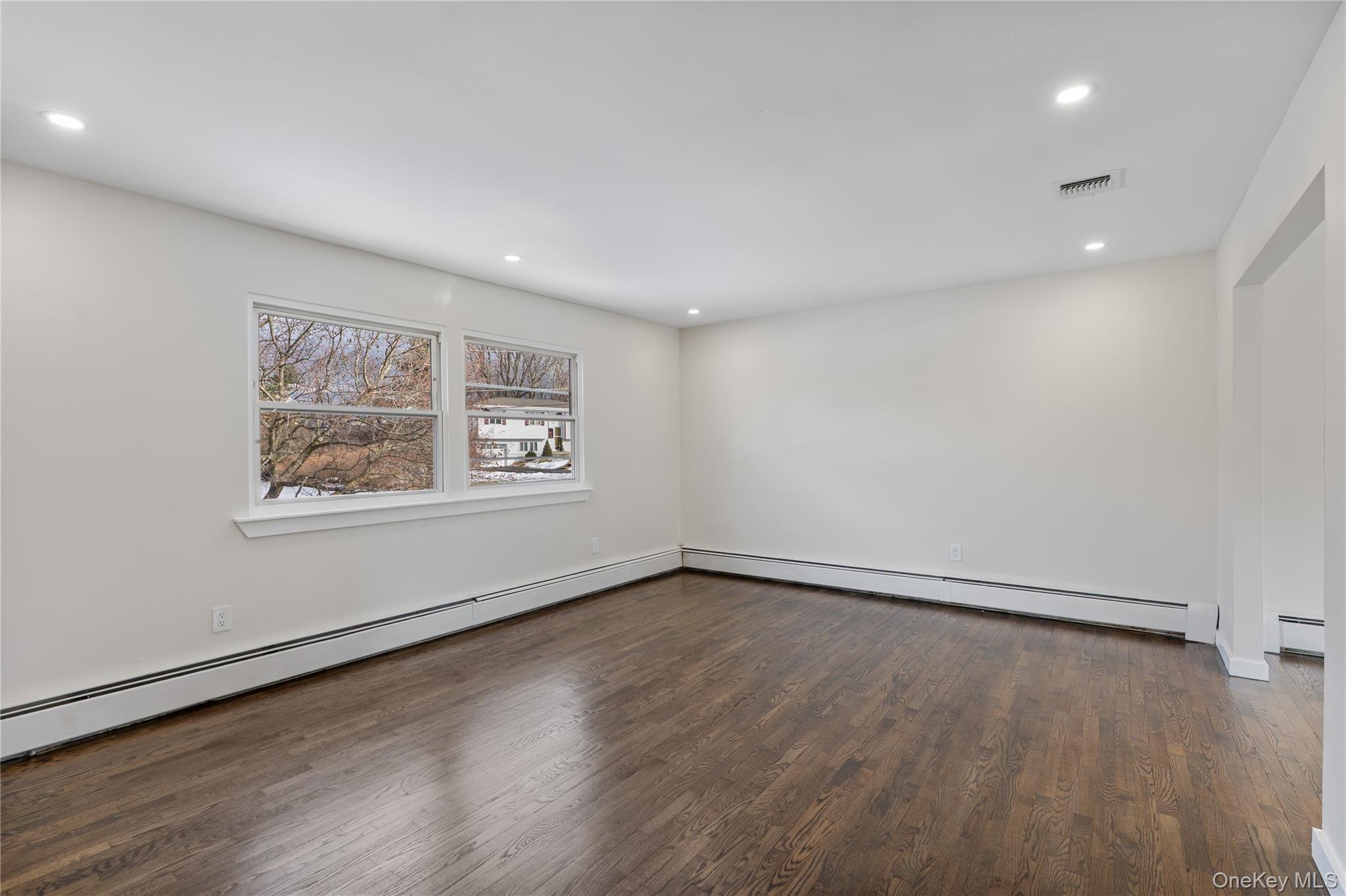 #3 photo, 17 Wedgewood Drive, Goshen , NY 10924