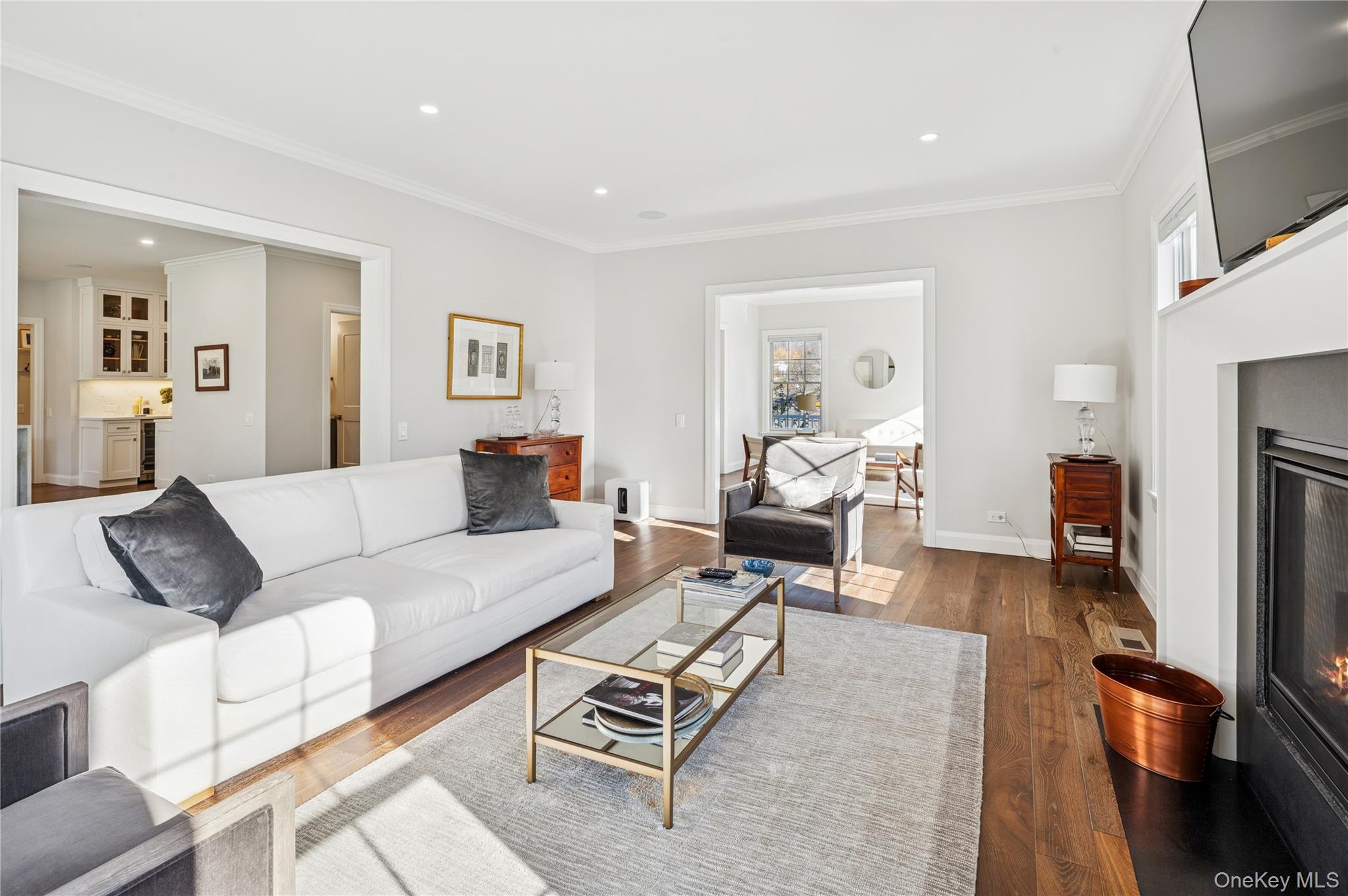 #11 photo, 1138 Mamaroneck Avenue, White Plains , NY 10605