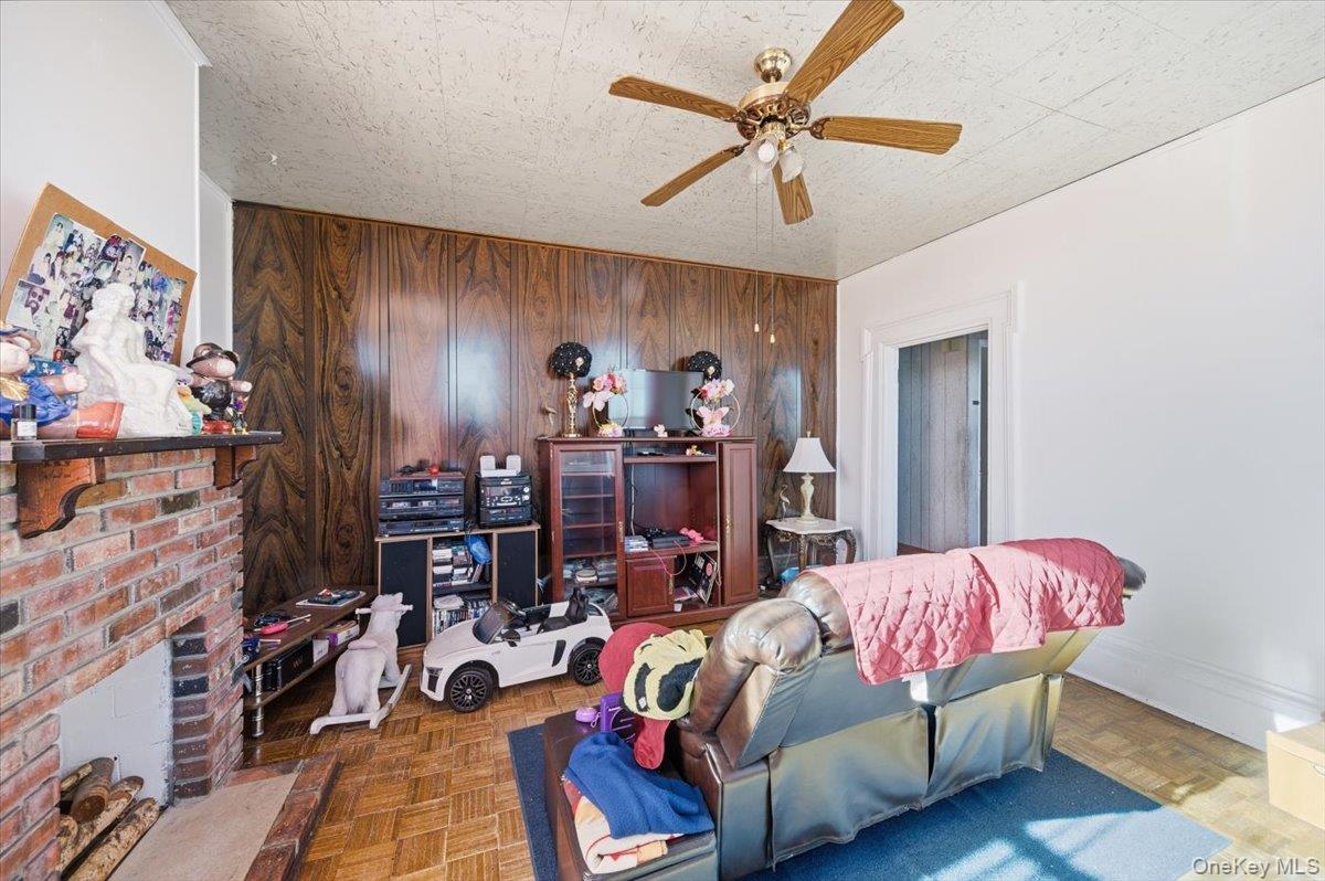 #15 photo, 2523 Woodhull Avenue, Bronx , NY 10469