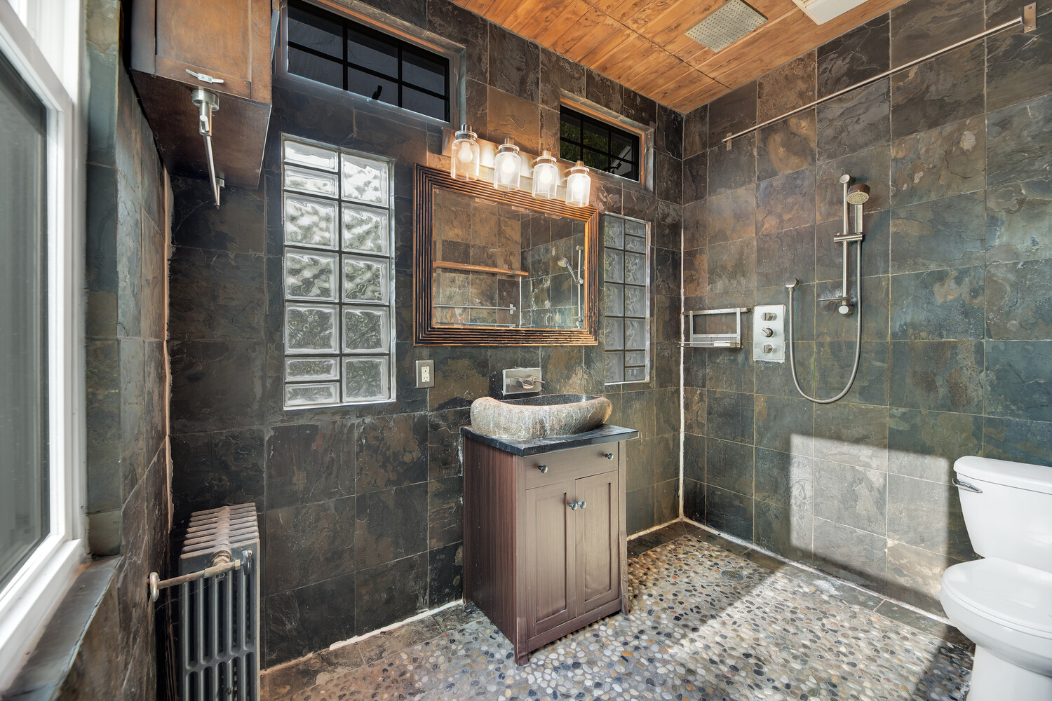 #11 photo, 242 STRATFORD Road, Ditmas Park , NY 11218