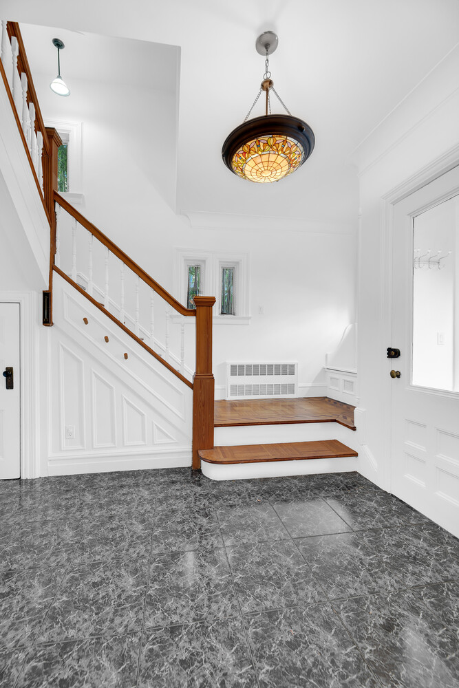 #8 photo, 242 STRATFORD Road, Ditmas Park , NY 11218