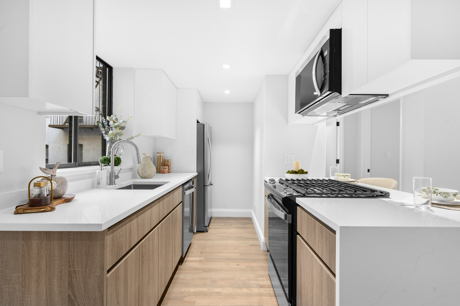 #3 photo, 423 95TH Street, 브루클린 Fort Hamilton , NY 11209