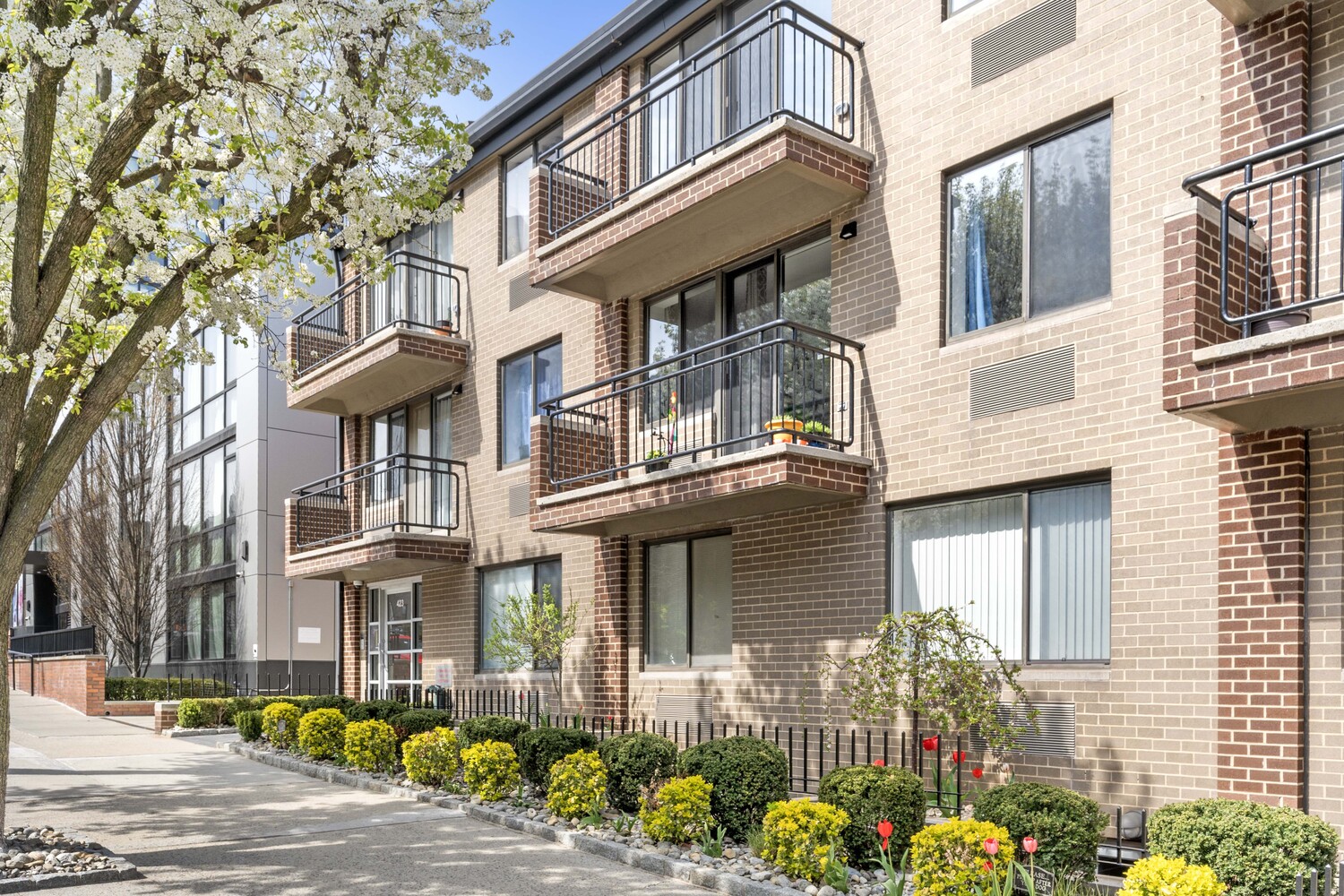 #9 photo, 423 95TH Street, 브루클린 Fort Hamilton , NY 11209