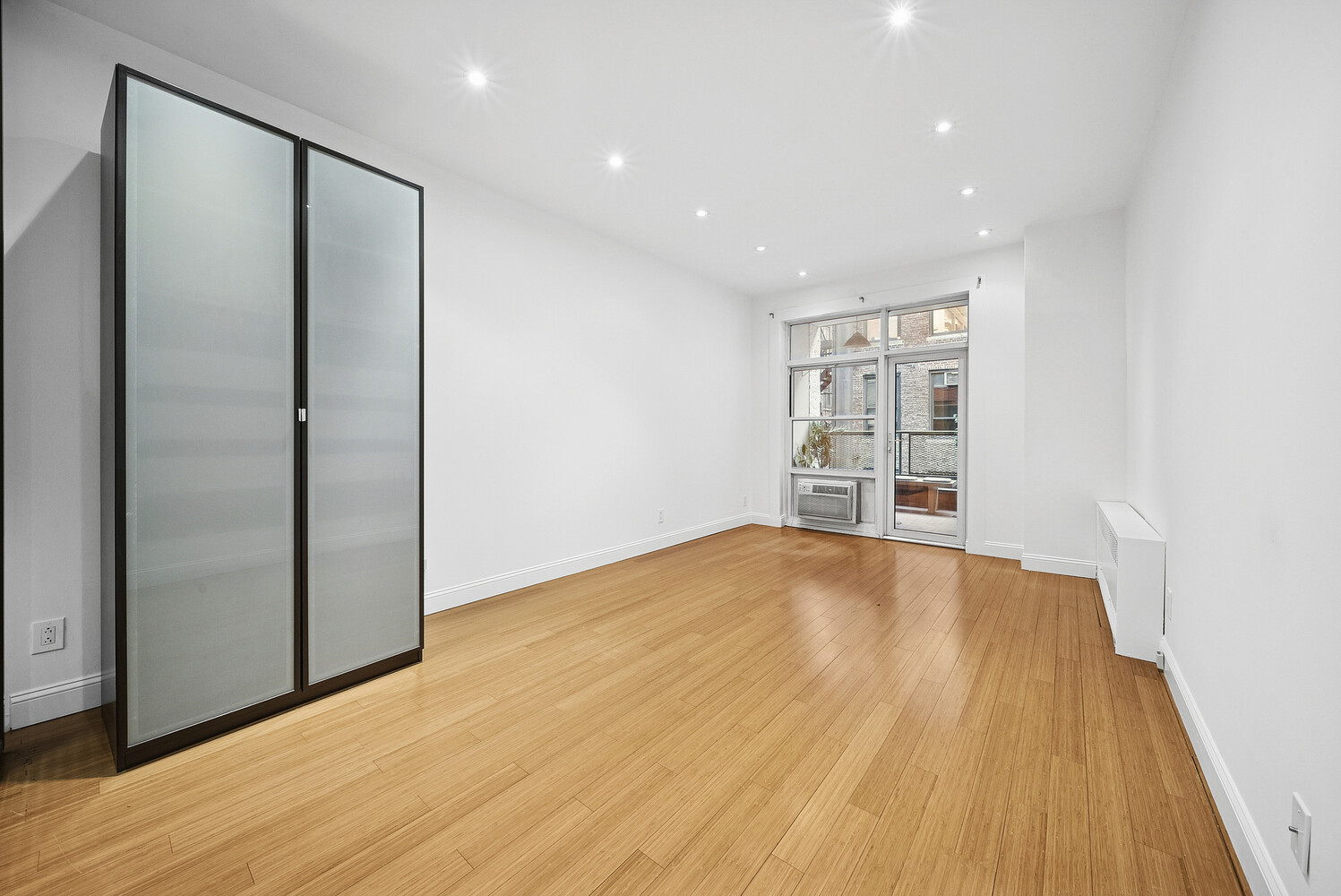 #3 photo, 159 MADISON Avenue, Midtown , NY 10016