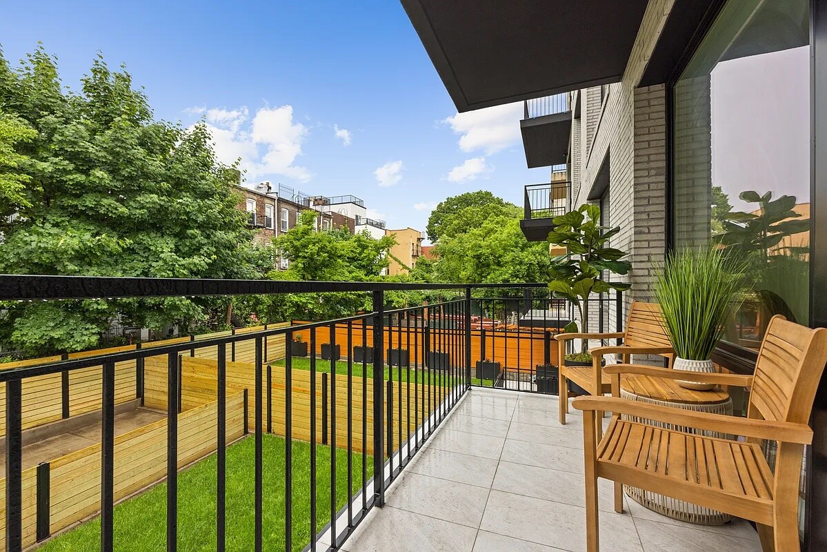 #5 photo, Brooklyn, Stuyvesant Heights , NY 11233