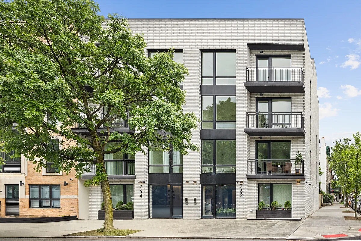 #8 photo, Brooklyn, Stuyvesant Heights , NY 11233