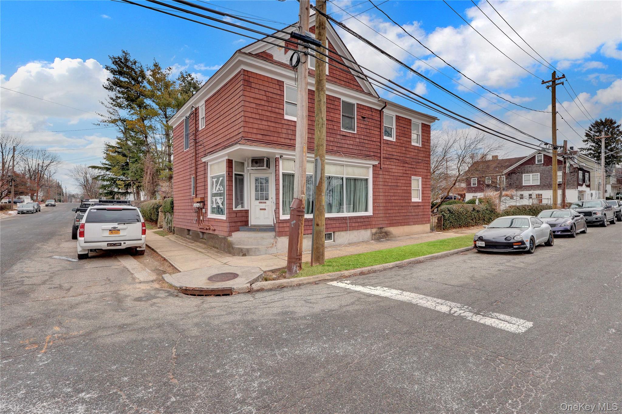 #1 photo, 13 Carpenter Street, Glen Cove , NY 11542