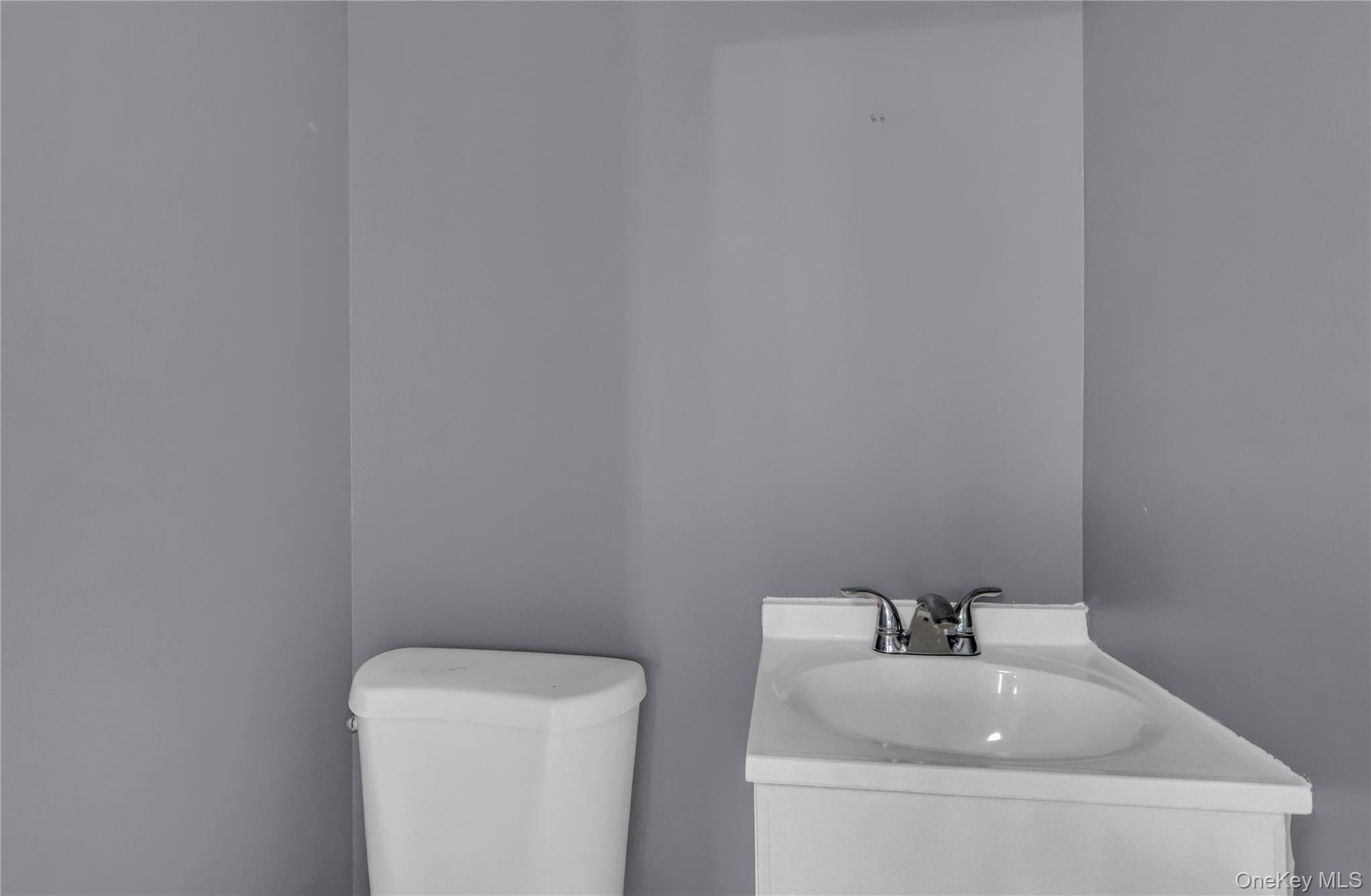 #4 photo, 13 Carpenter Street, Glen Cove , NY 11542