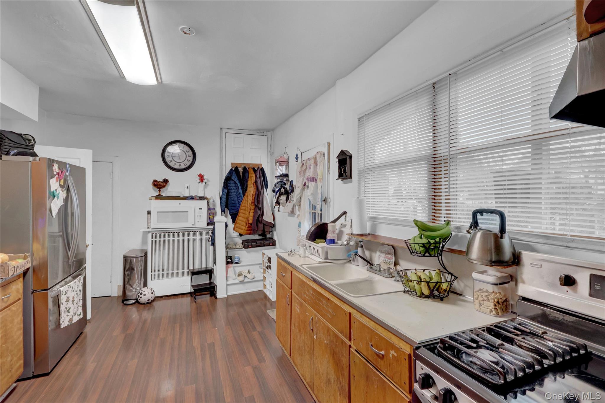 #5 photo, 13 Carpenter Street, Glen Cove , NY 11542