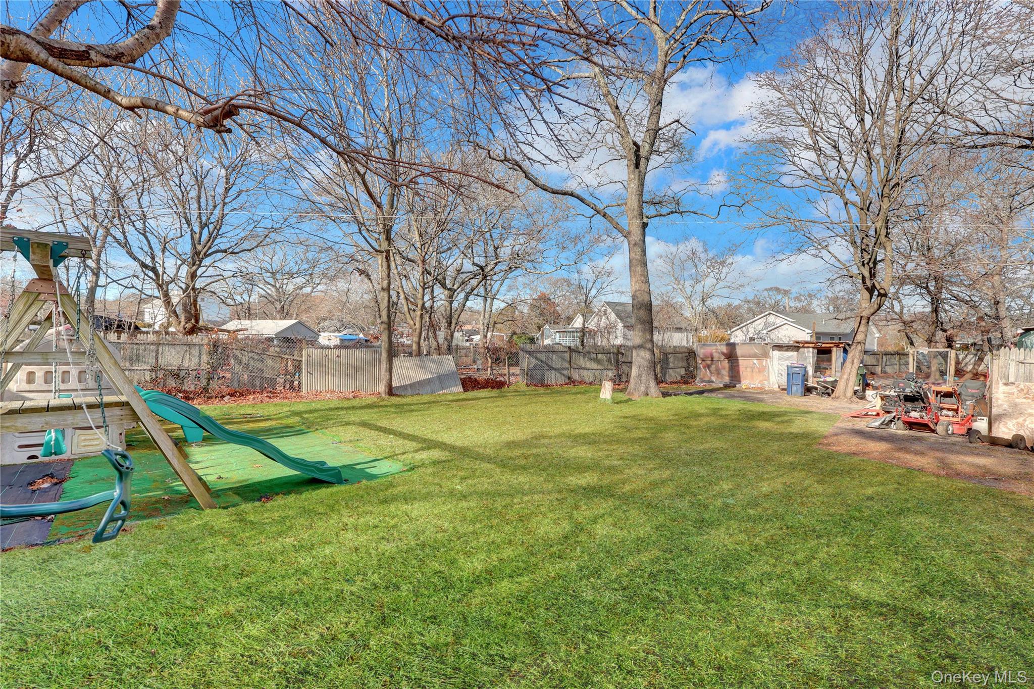 #6 photo, 87 Vail Avenue, Southampton , NY 11901