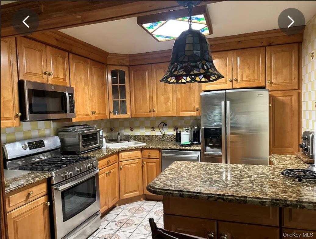 #2 photo, 144-23 175th Street, Jamaica , NY 11434