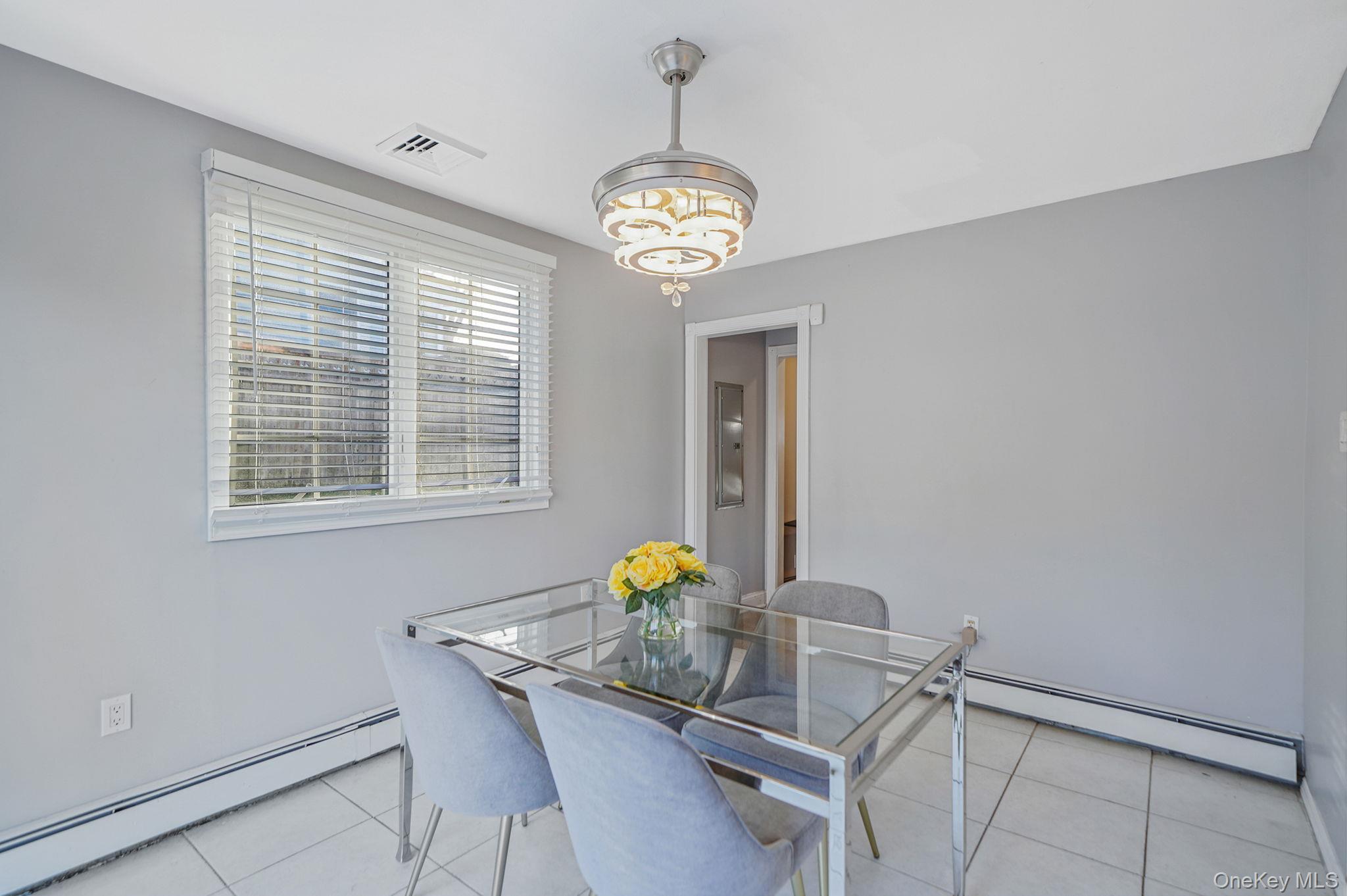 #13 photo, 39 13th Avenue, Ronkonkoma , NY 11779