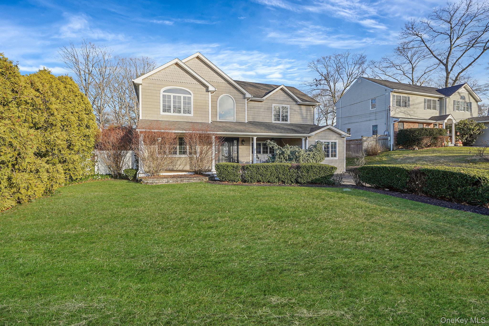 #3 photo, 39 13th Avenue, Ronkonkoma , NY 11779