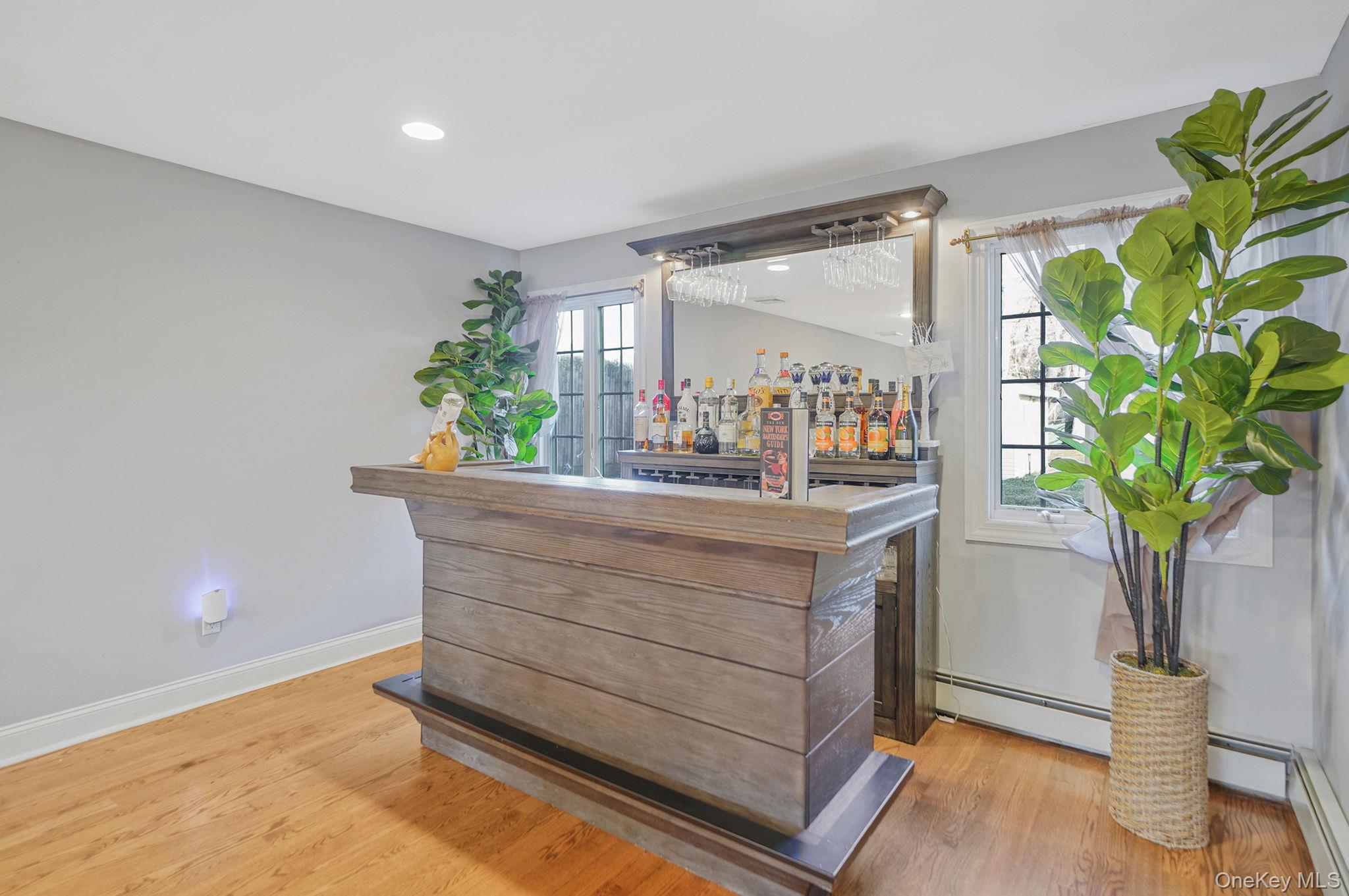 #7 photo, 39 13th Avenue, Ronkonkoma , NY 11779