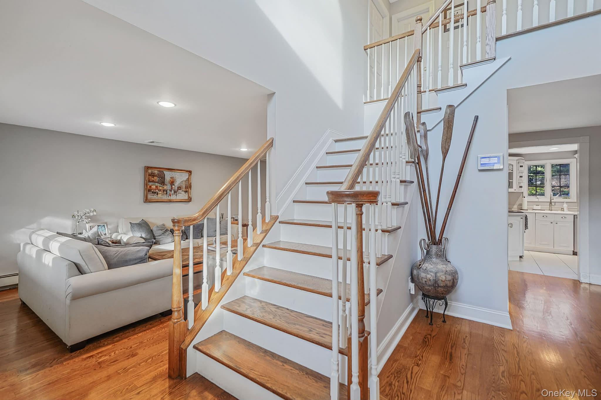 #9 photo, 39 13th Avenue, Ronkonkoma , NY 11779