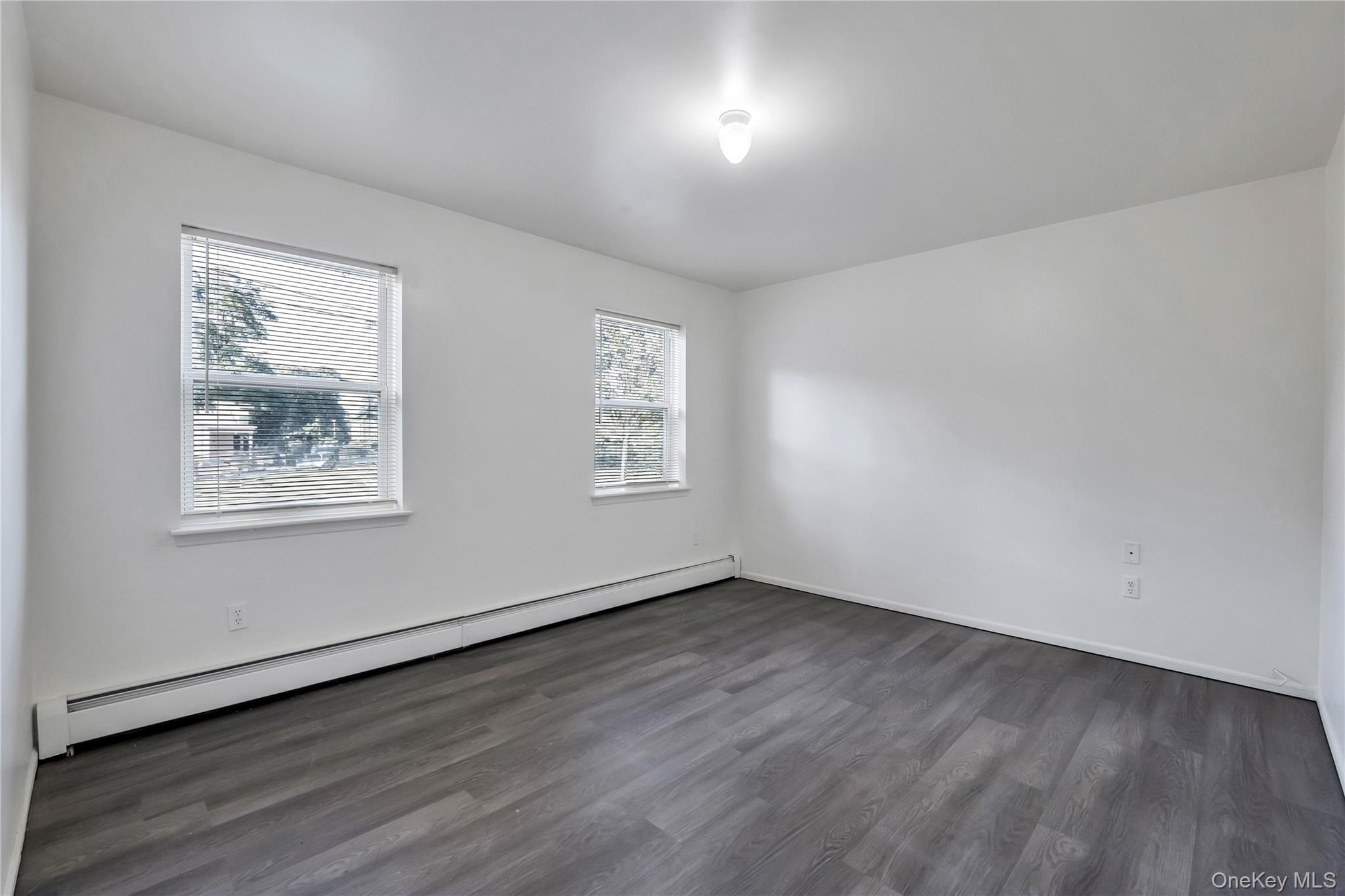 #16 photo, 2 Brushwood Drive, 롱 아일랜드 Shirley , NY 11967