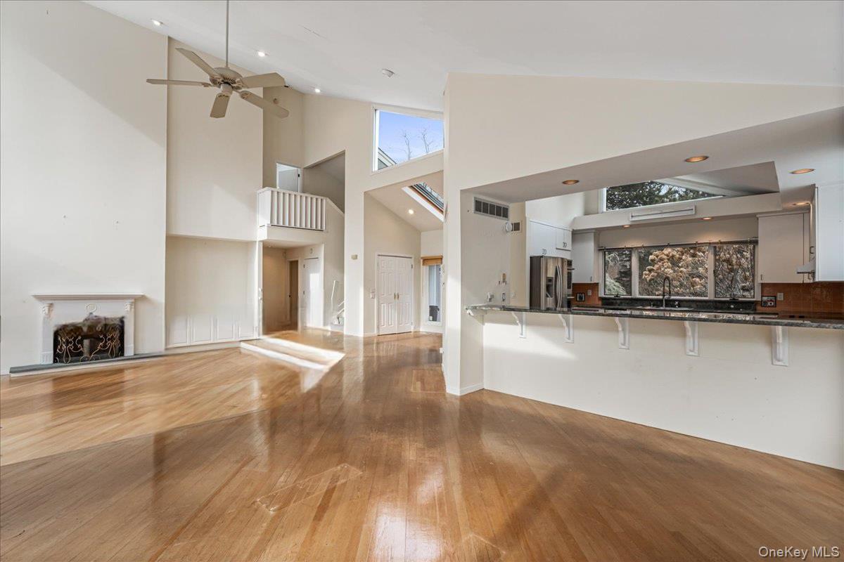 #10 photo, Westhampton, Westhampton , NY 11977