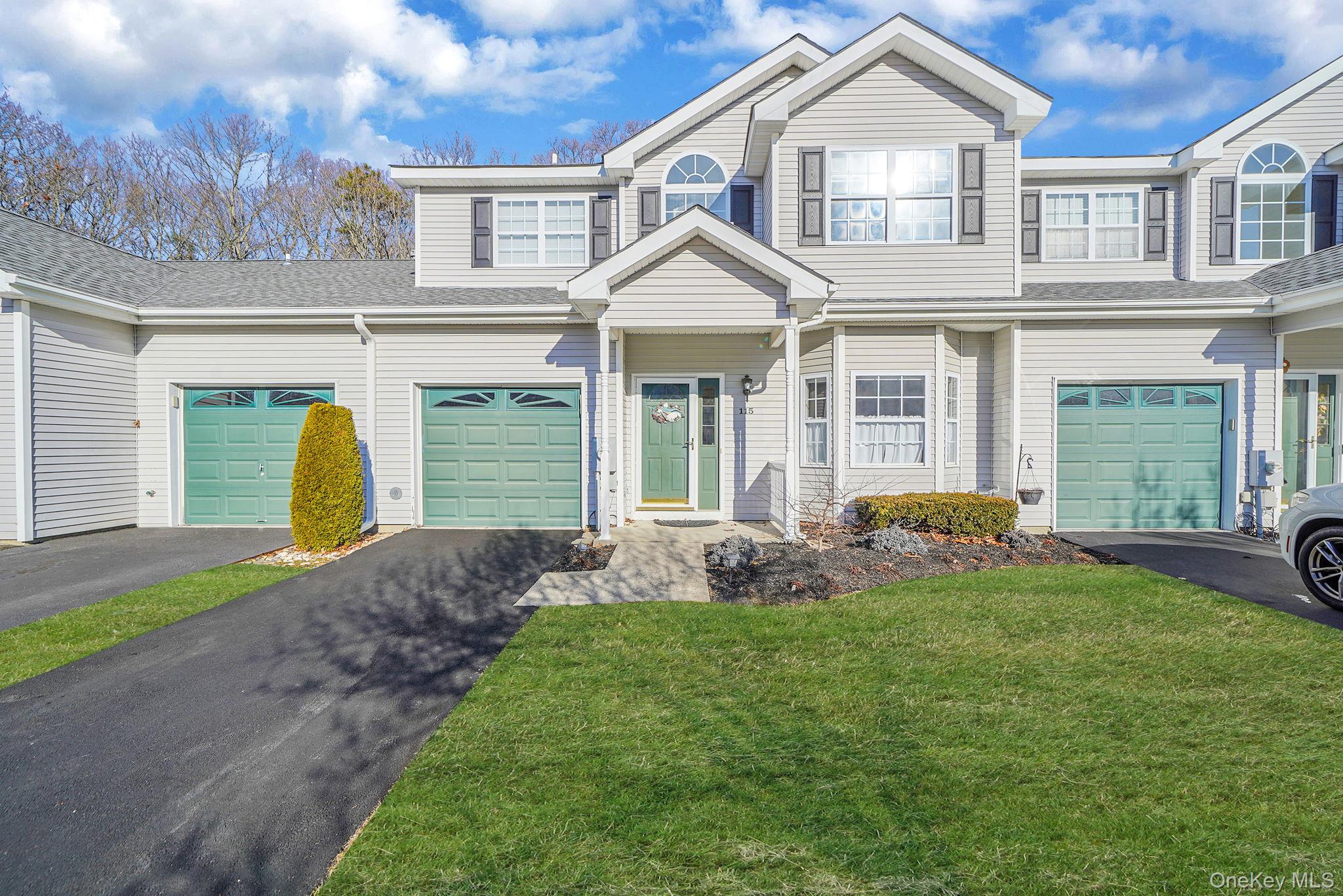 #1 photo, 115 Willow Wood Drive, Oakdale , NY 11769
