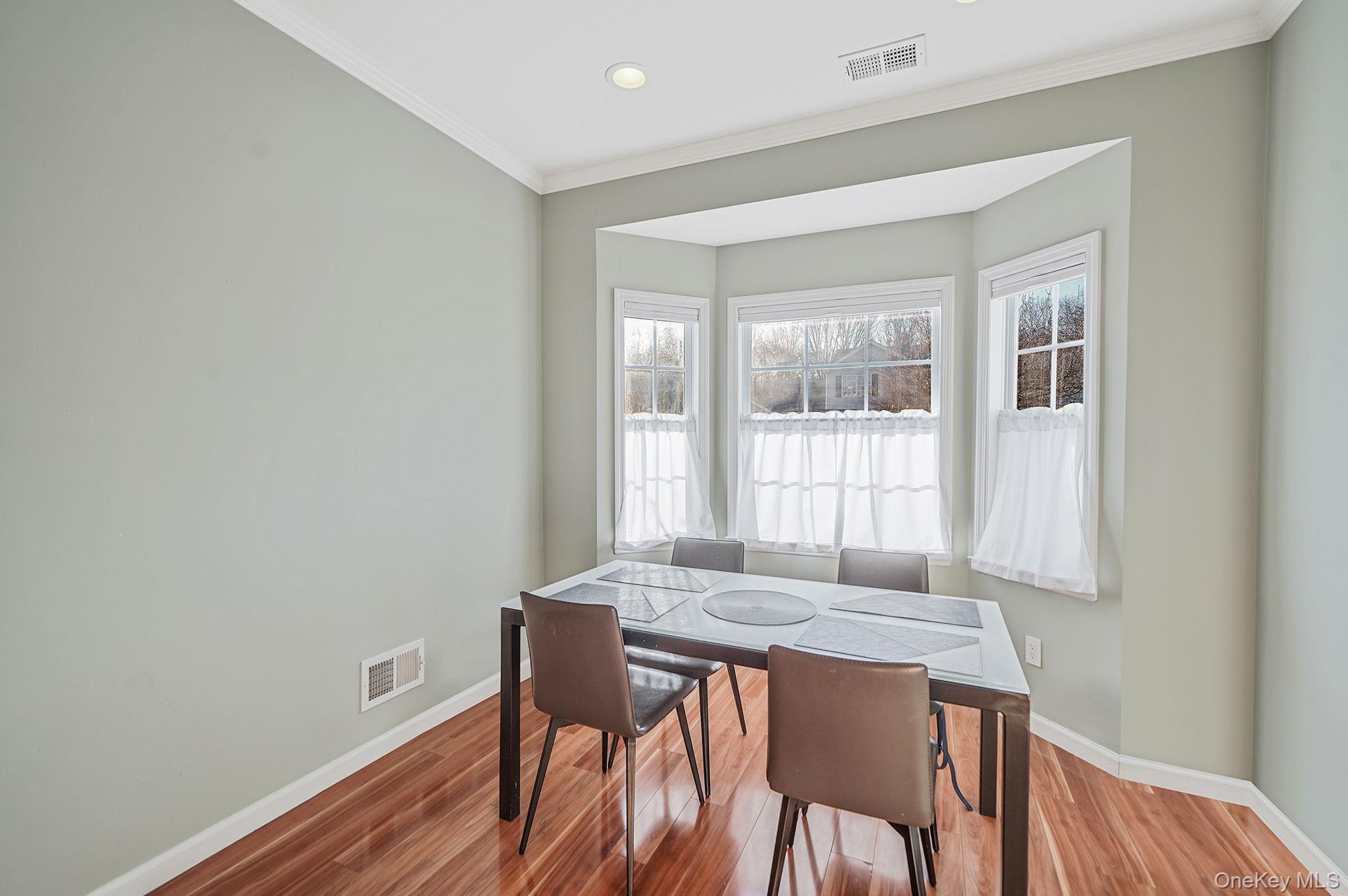 #10 photo, 115 Willow Wood Drive, Oakdale , NY 11769