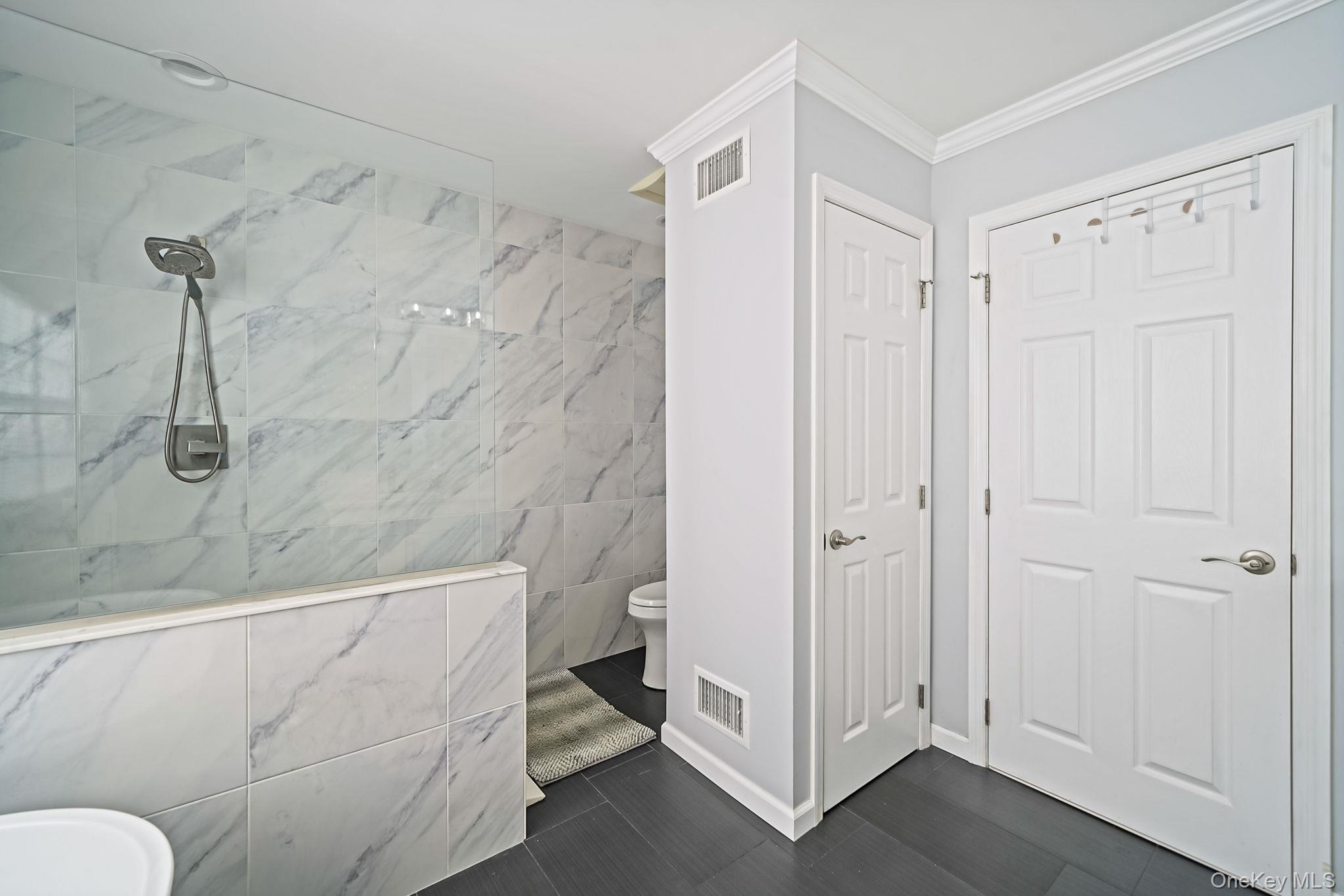 #19 photo, 115 Willow Wood Drive, Oakdale , NY 11769