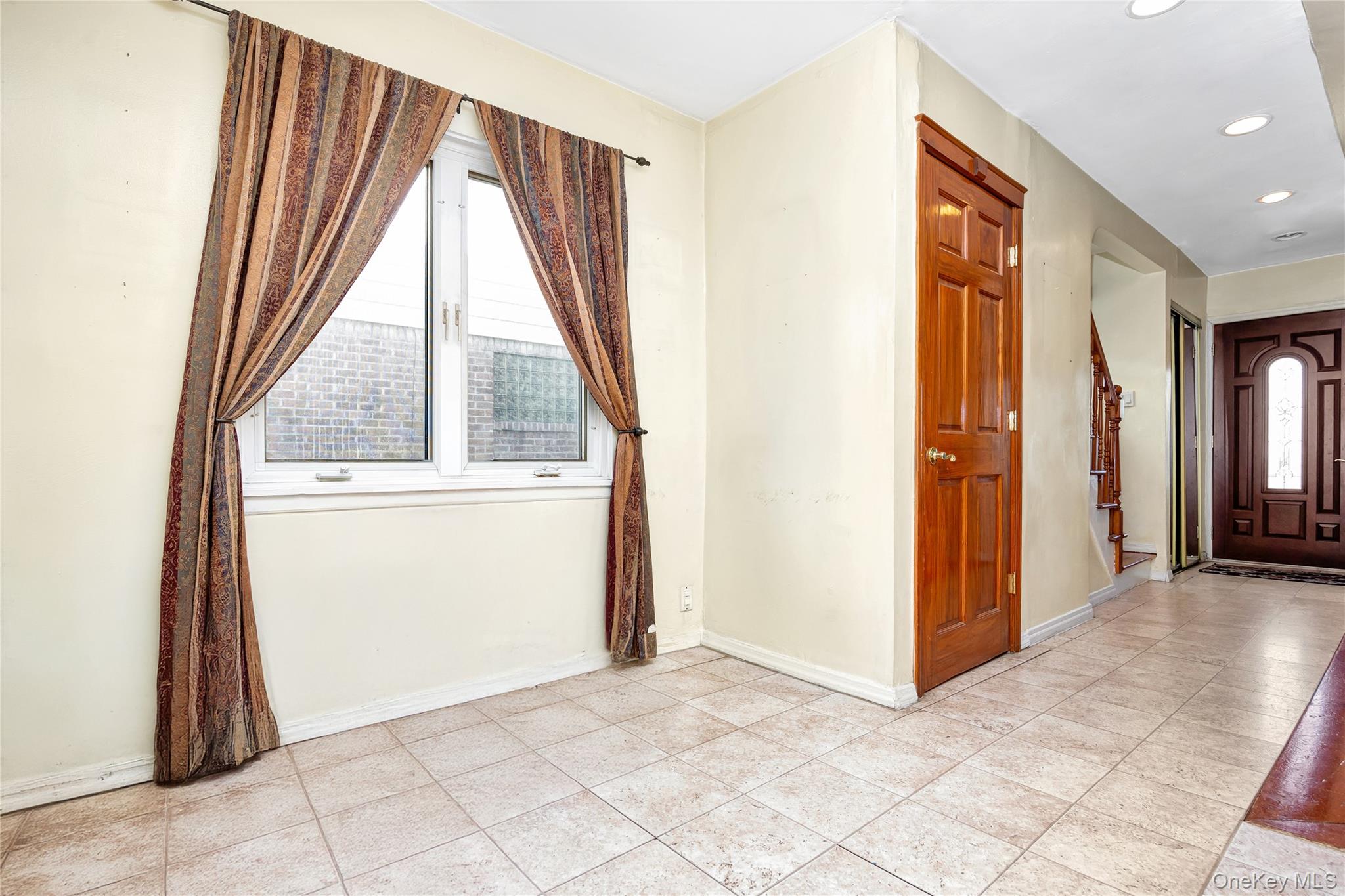 #16 photo, 7042 173rd Street, Fresh Meadows , NY 11365