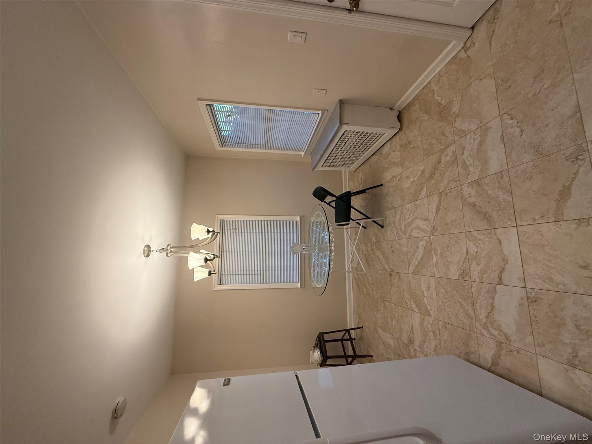 #3 photo, 956 Cherry Lane, ناسو Floral Park , NY 11001