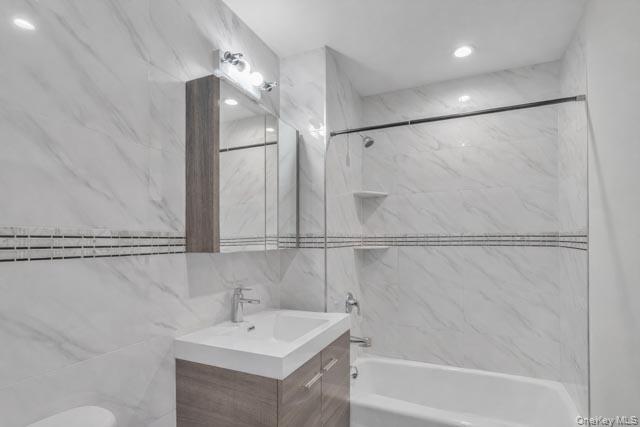 #7 photo, 4516 83rd Street, Elmhurst , NY 11373