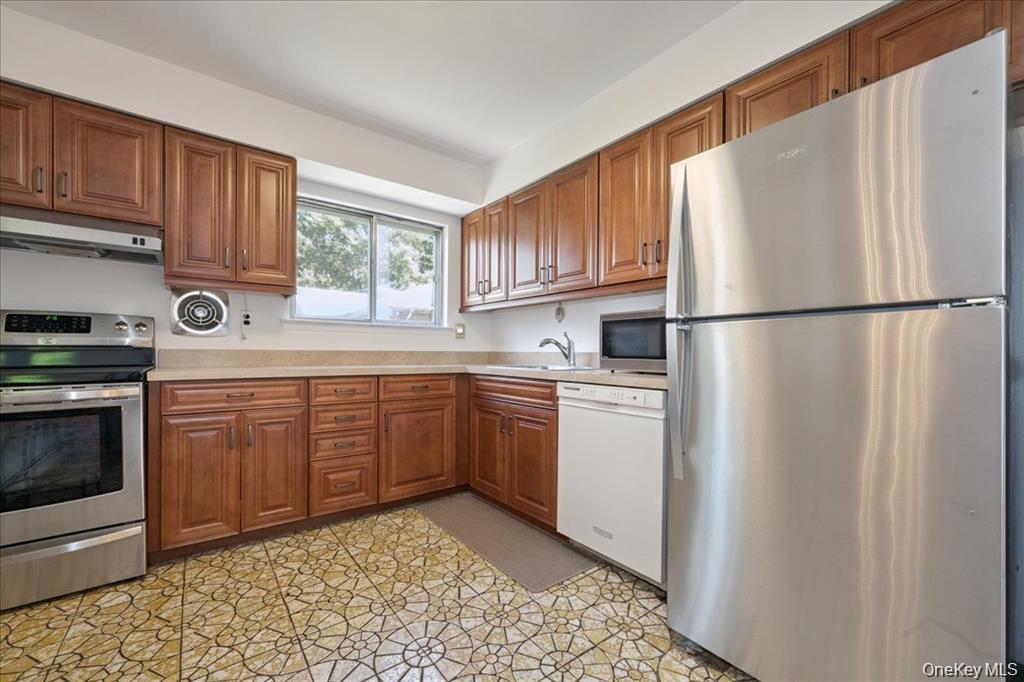 #9 photo, 10 Marsulin Drive, ناسو Syosset , NY 11791