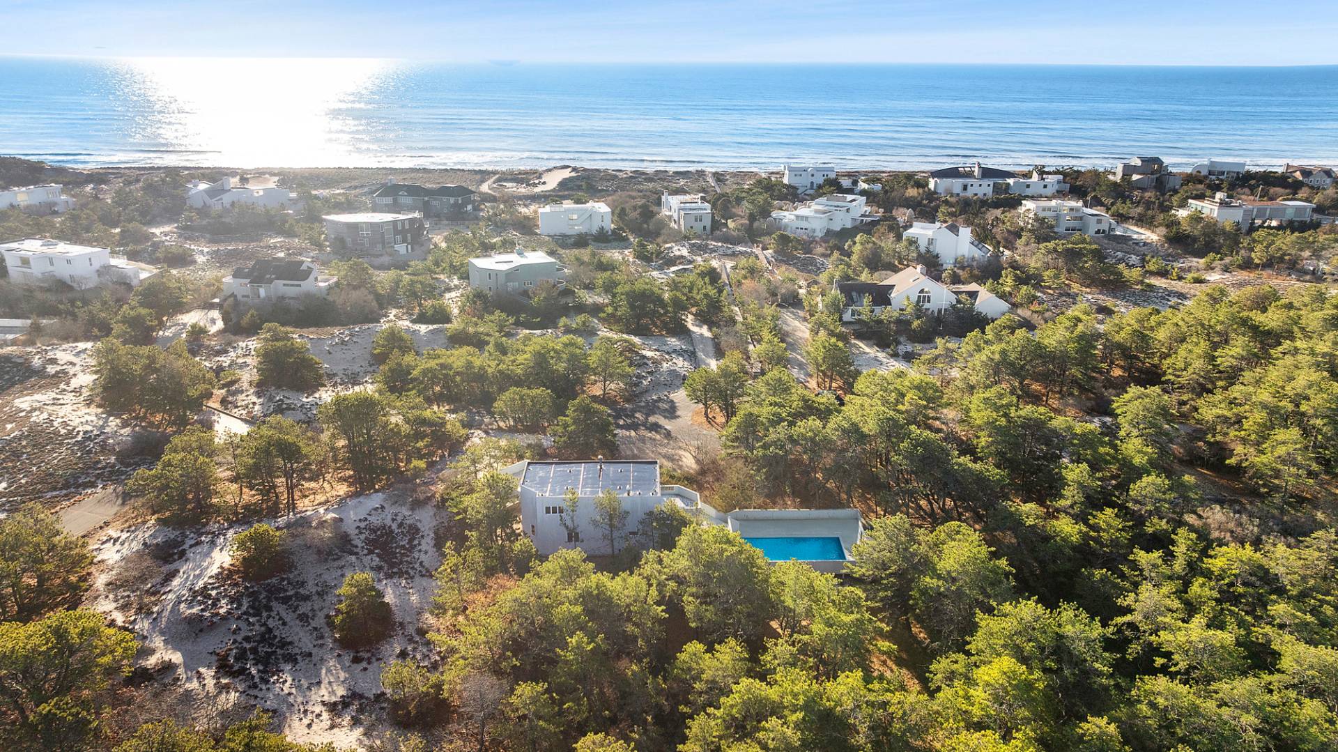 #17 photo, 54 Sand Castle Lane, Amagansett , NY 11930