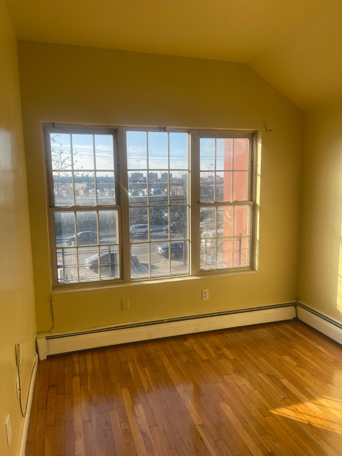 #2 photo, 793 Fountain Ave, Brooklyn , NY 11208