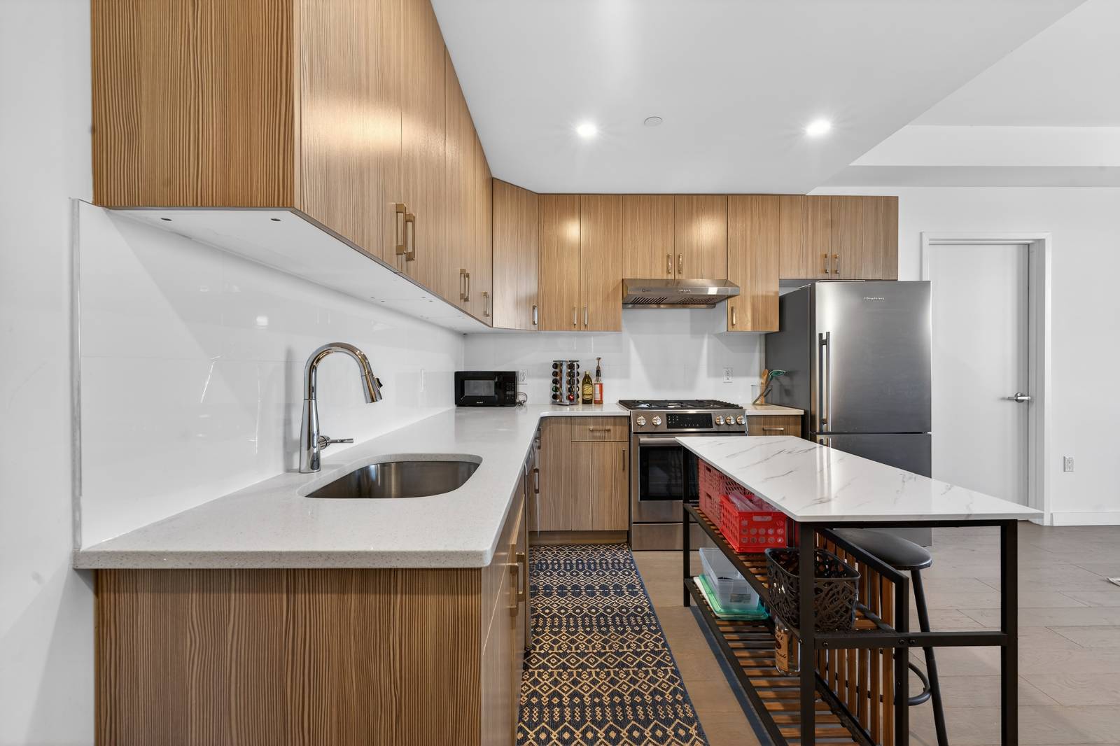 #3 photo, 88-08 Justice Ave, #6G, Куинс ‖ Elmhurst , NY 11373