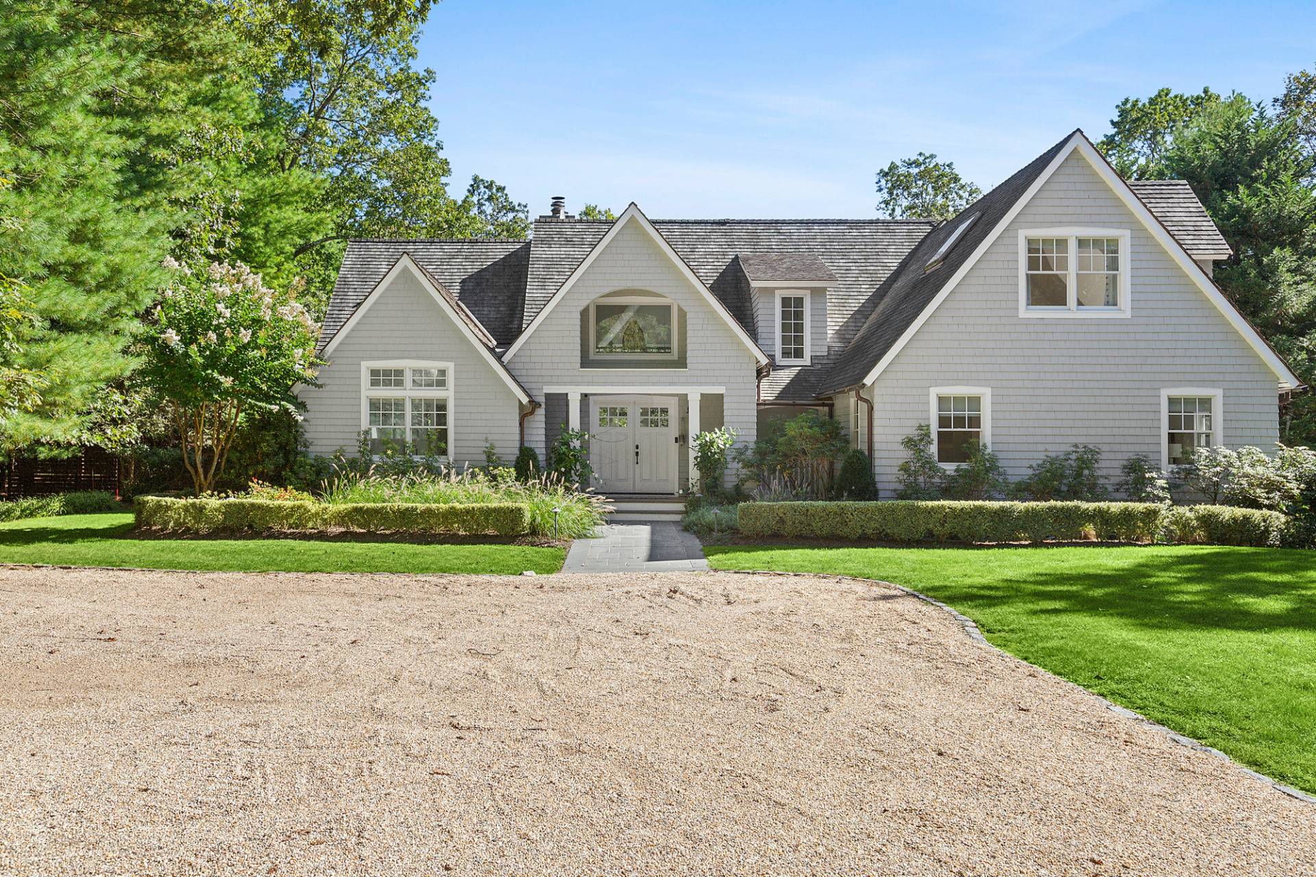 #1 photo, 2 Joshua's Hole Road, East Hampton , NY 11937