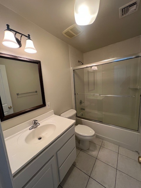 #9 photo, 355 Central Park Ave, #355B, Scarsdale , NY 10583