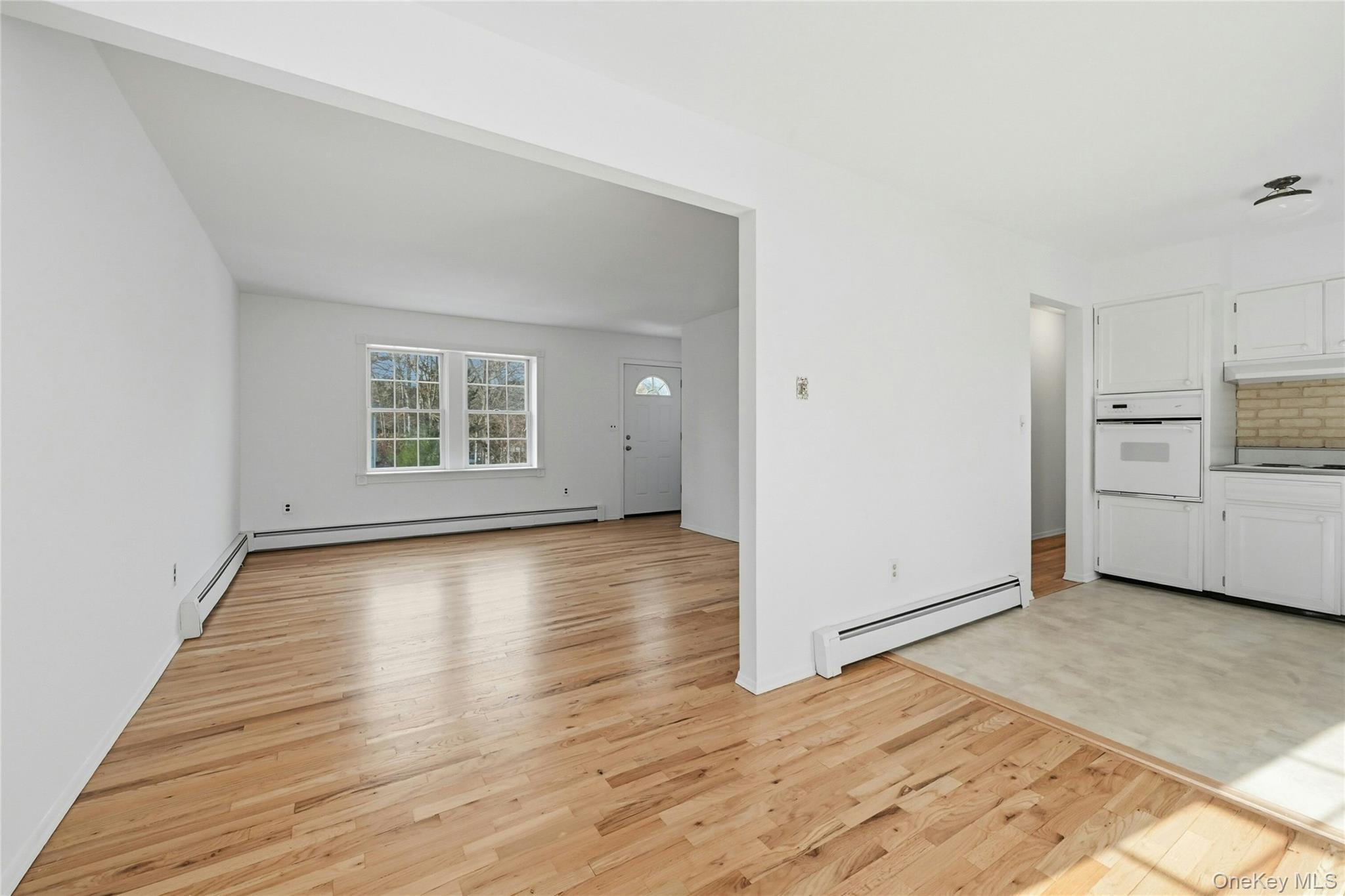 #7 photo, 23 Amagansett Drive, Sound Beach , NY 11789