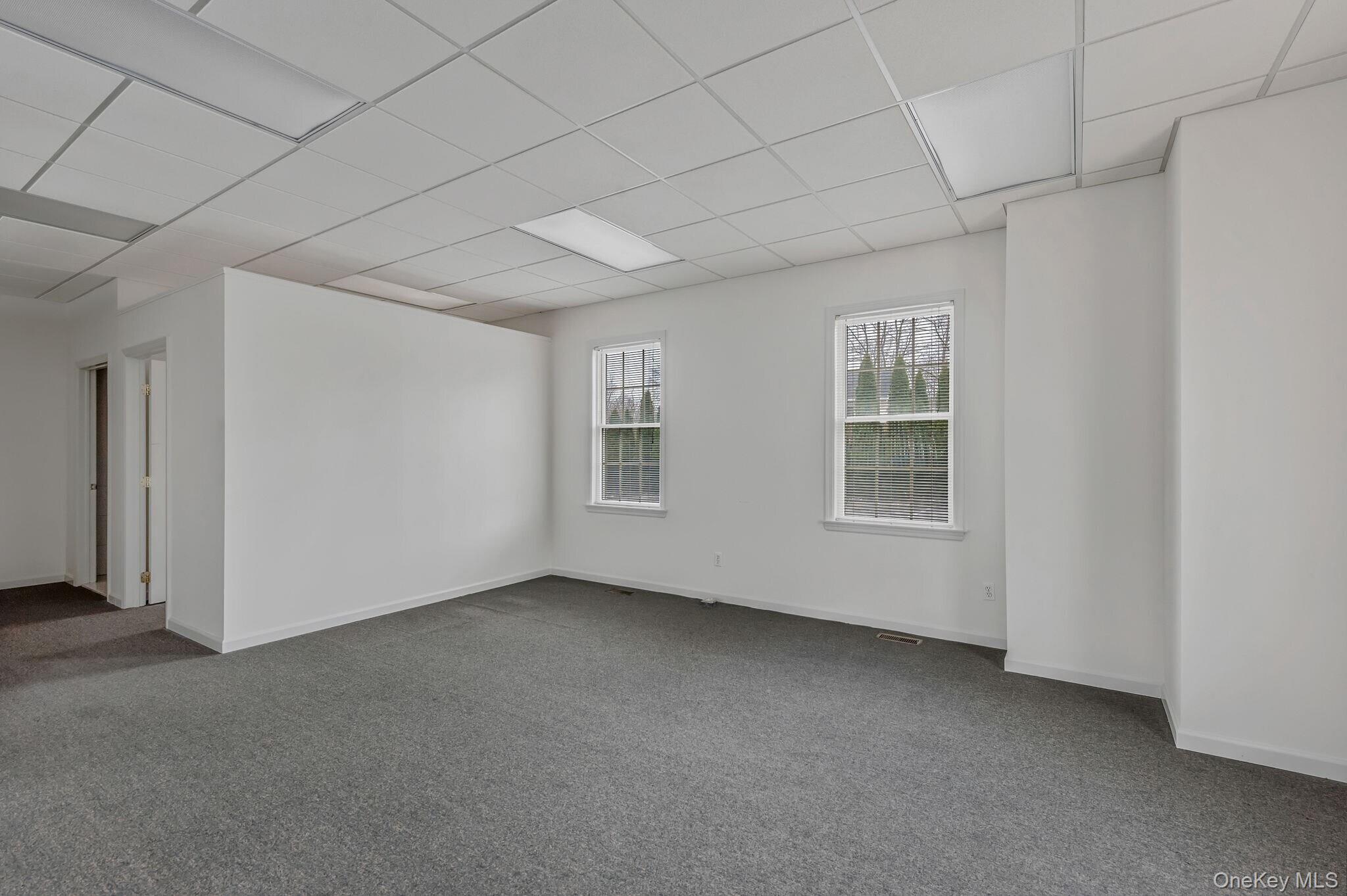 #18 photo, 1360 Montauk Highway, 东长岛 Mastic , NY 11950