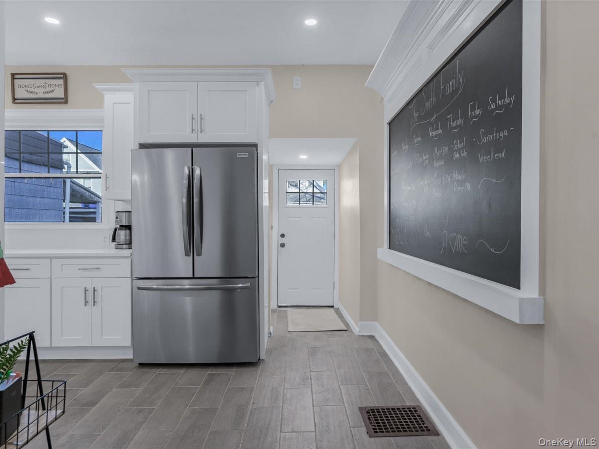 #11 photo, 8049 88th Avenue, कुईंस Woodhaven , NY 11421