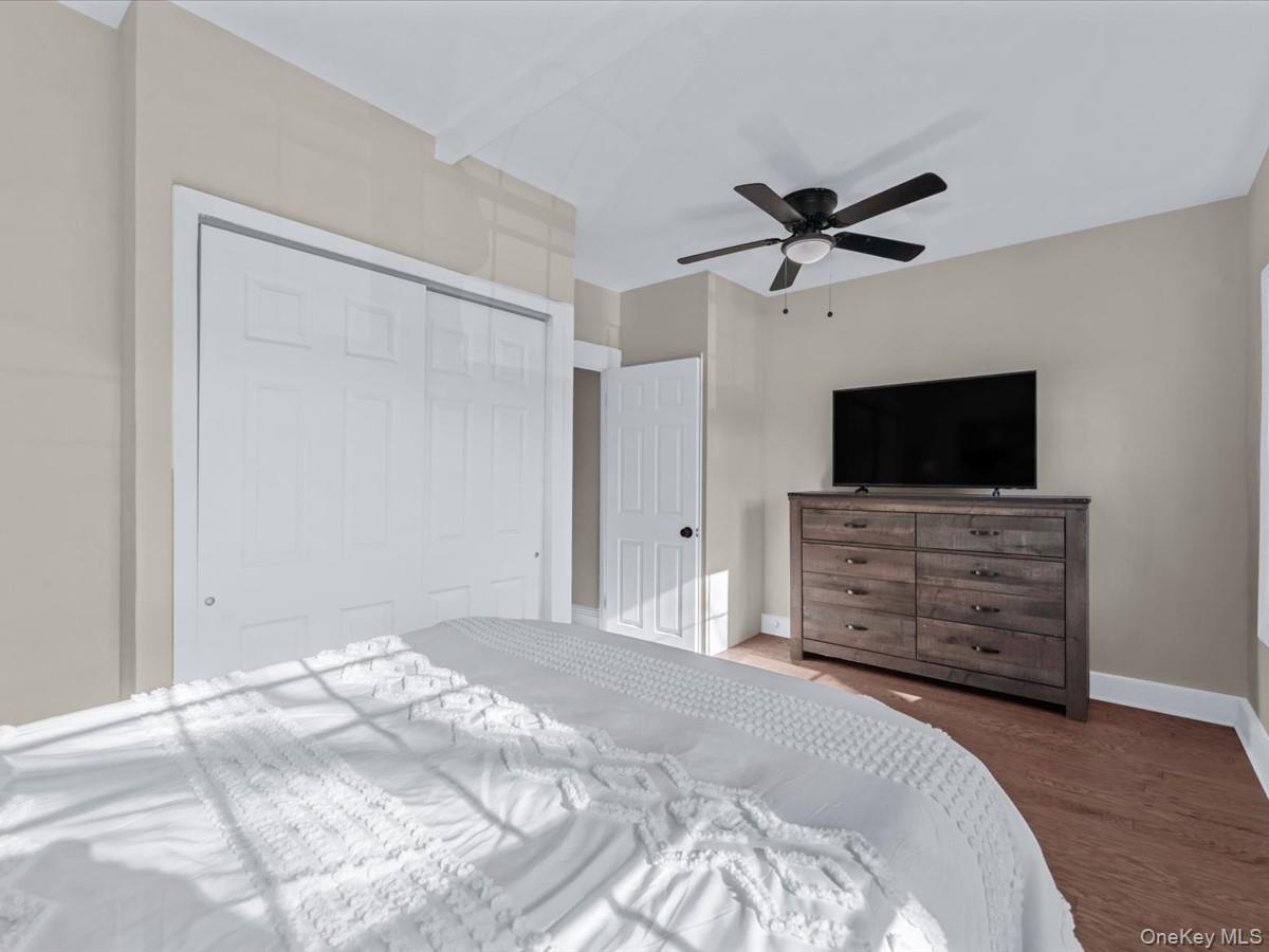 #17 photo, 8049 88th Avenue, कुईंस Woodhaven , NY 11421