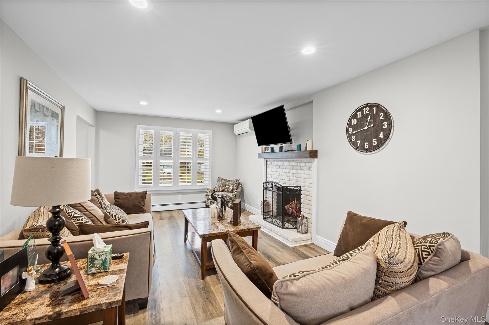 #10 photo, 31 Country Lane Drive, Kings Park , NY 11754