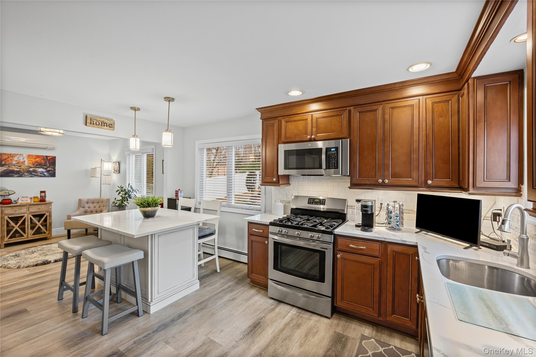 #17 photo, 31 Country Lane Drive, Kings Park , NY 11754