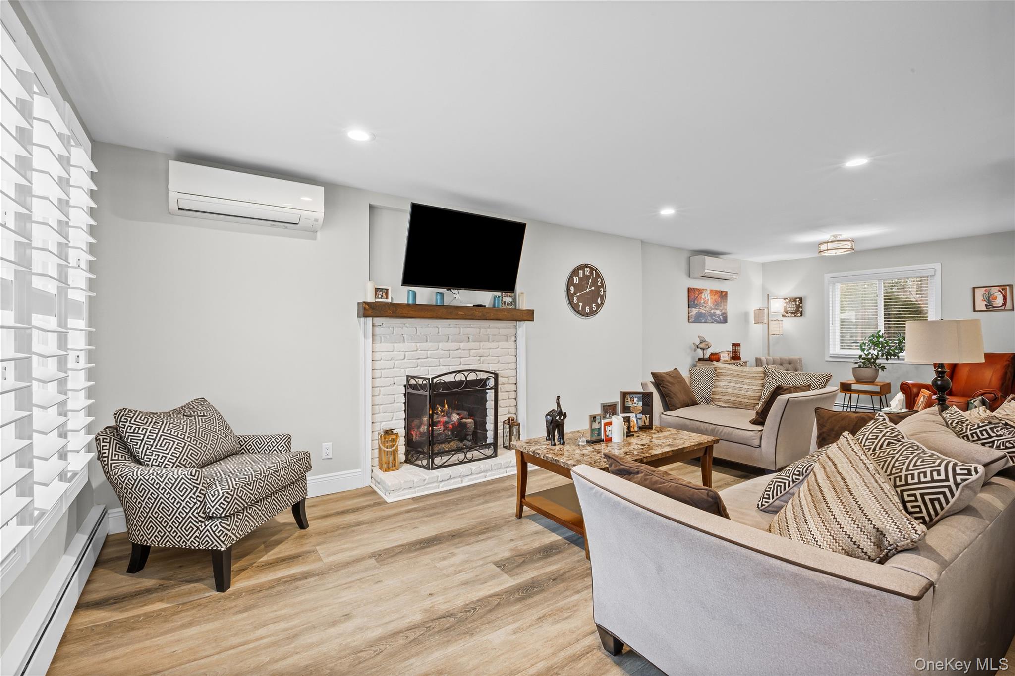 #5 photo, 31 Country Lane Drive, Kings Park , NY 11754