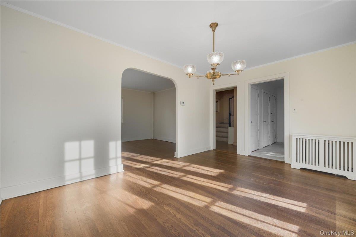 #12 photo, 40 Franklin Court, Garden City , NY 11530