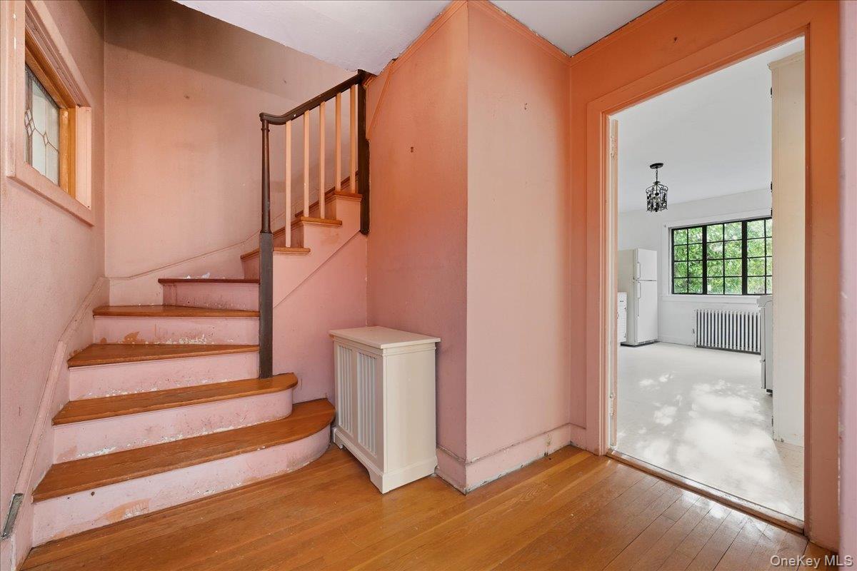 #6 photo, 40 Franklin Court, Garden City , NY 11530