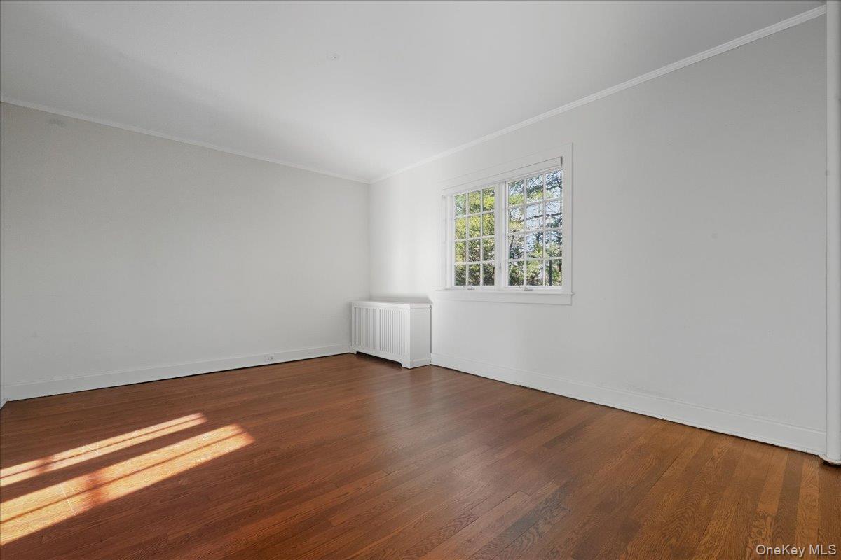 #8 photo, 40 Franklin Court, Garden City , NY 11530