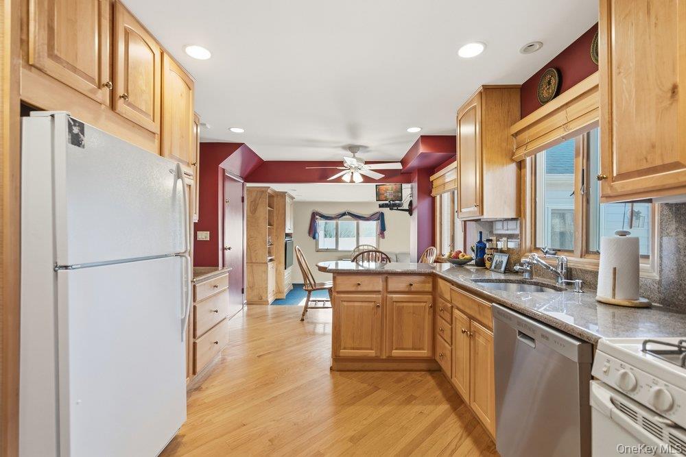 #14 photo, 29 Munson Court, מחוז סאפוק Melville , NY 11747