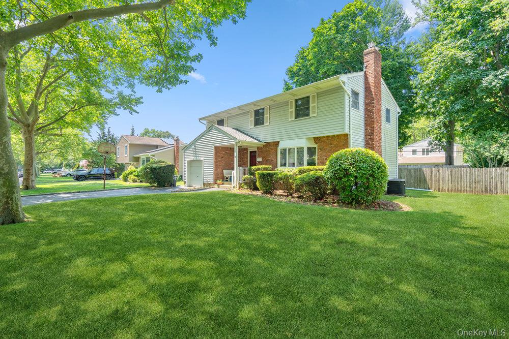 #2 photo, 29 Munson Court, מחוז סאפוק Melville , NY 11747