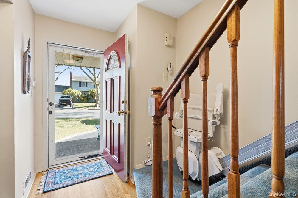 #5 photo, 29 Munson Court, מחוז סאפוק Melville , NY 11747