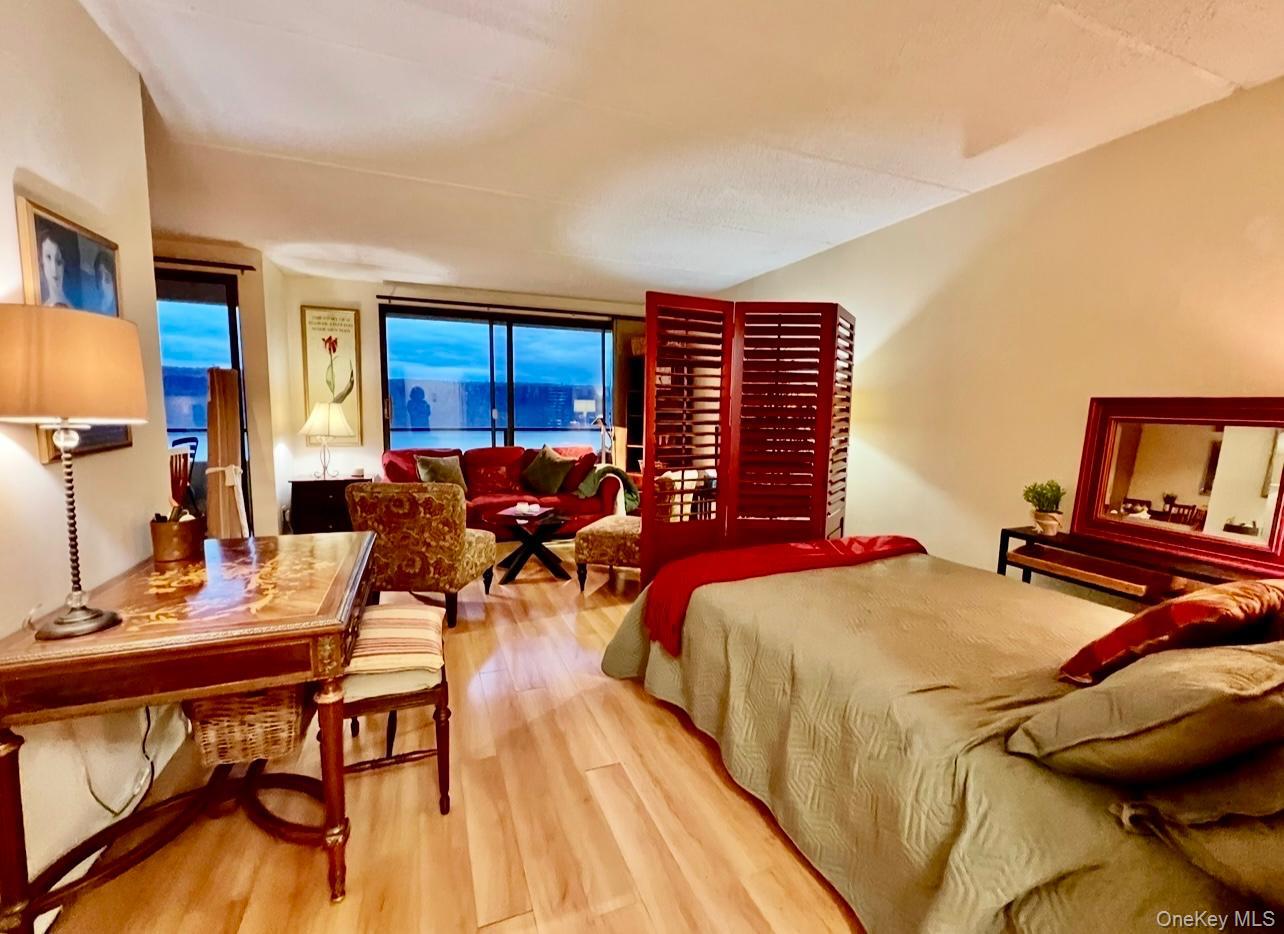 #6 photo, 1 David, Yonkers , NY 10701