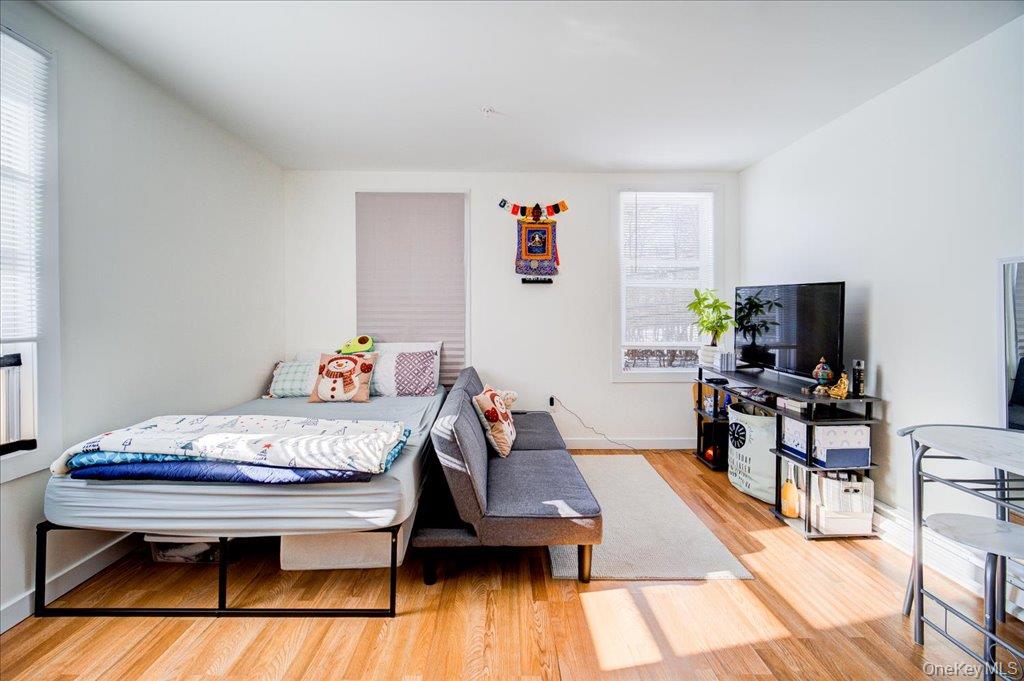 #5 photo, 1256 North Avenue, Beacon , NY 12508